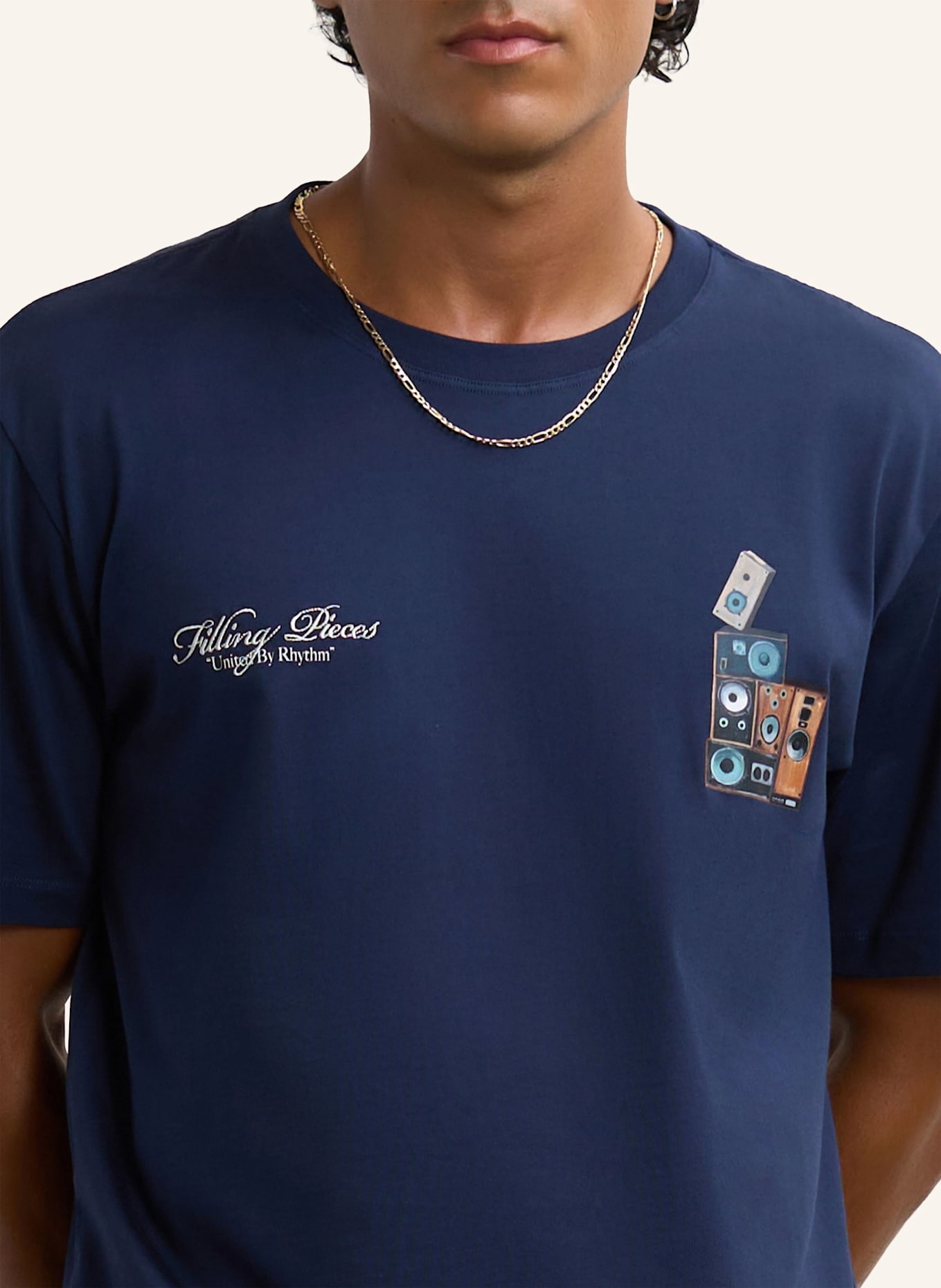 FILLING PIECES T-shirt Speaker Wall: DUNKELBLAU