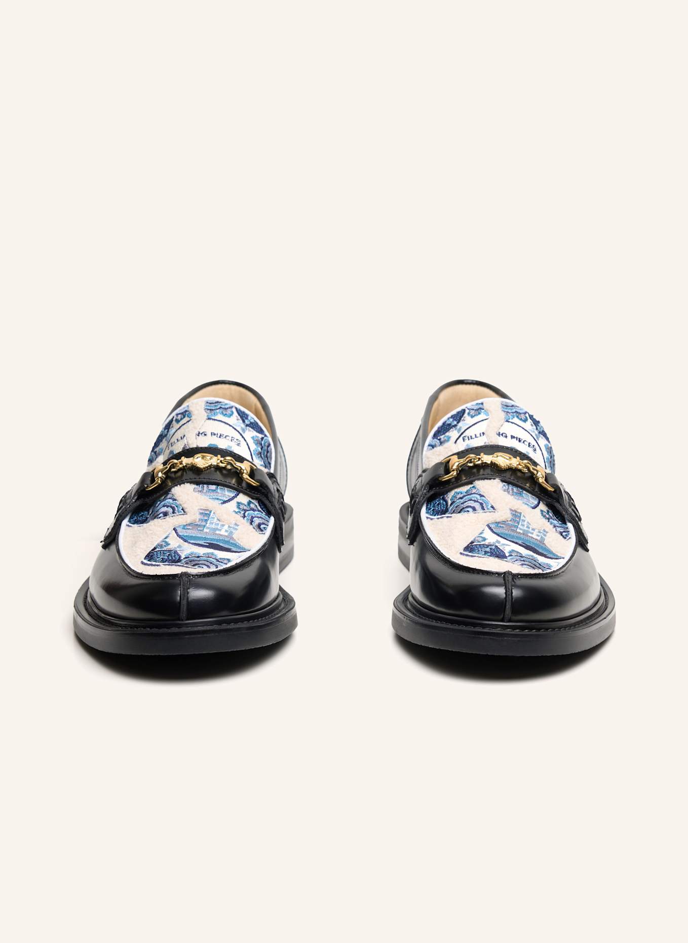 FILLING PIECES Slipper BROKEN PLATE: SCHWARZ