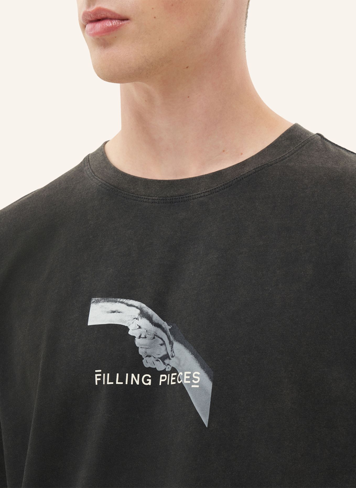 FILLING PIECES T-Shirt HANDSHAKE, Farbe: SCHWARZ (Bild 3)