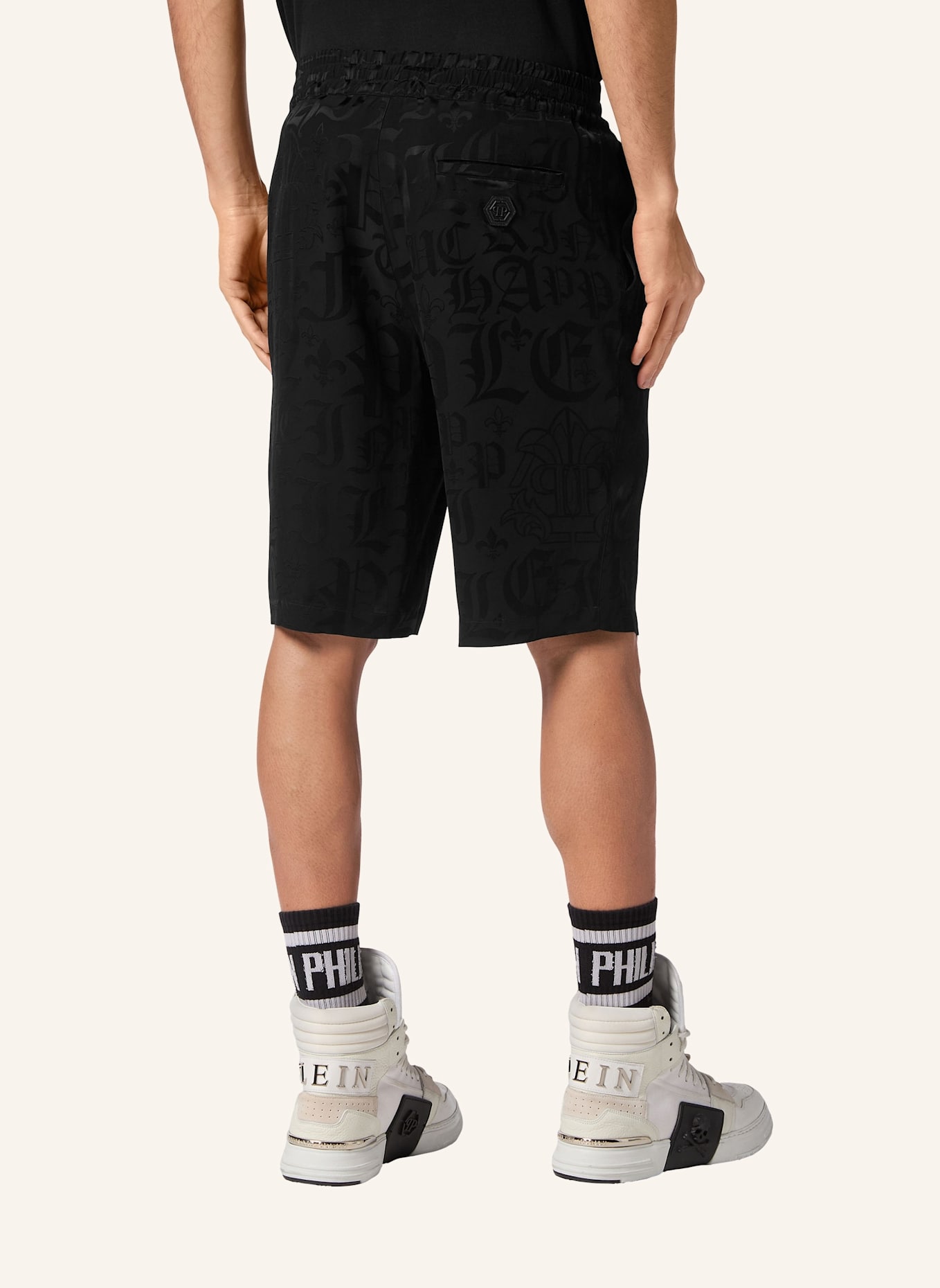 PHILIPP PLEIN Kurze Hosen MONOGRAM: SCHWARZ