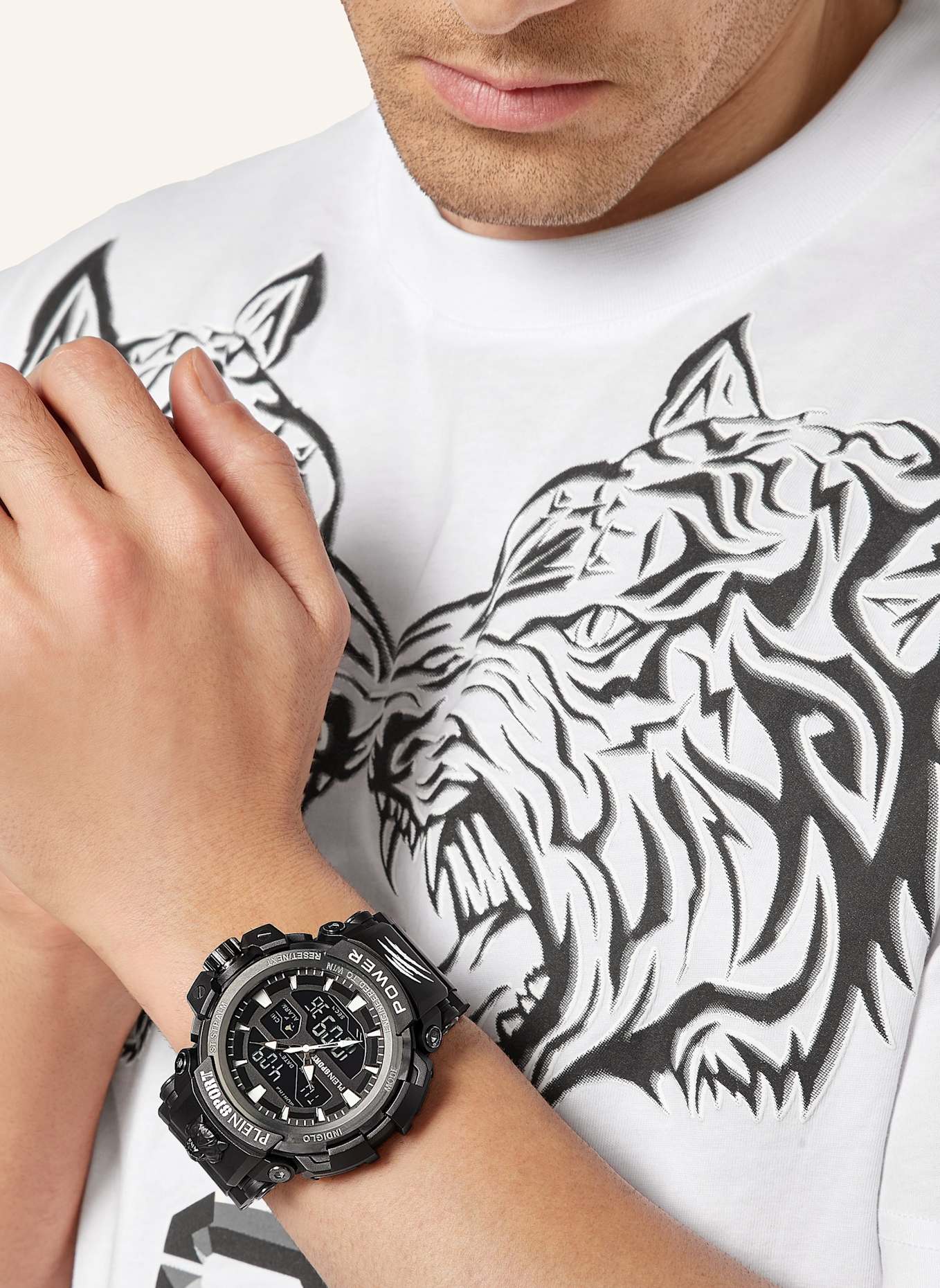 PLEIN SPORT Uhren COMBAT POWER: SCHWARZ