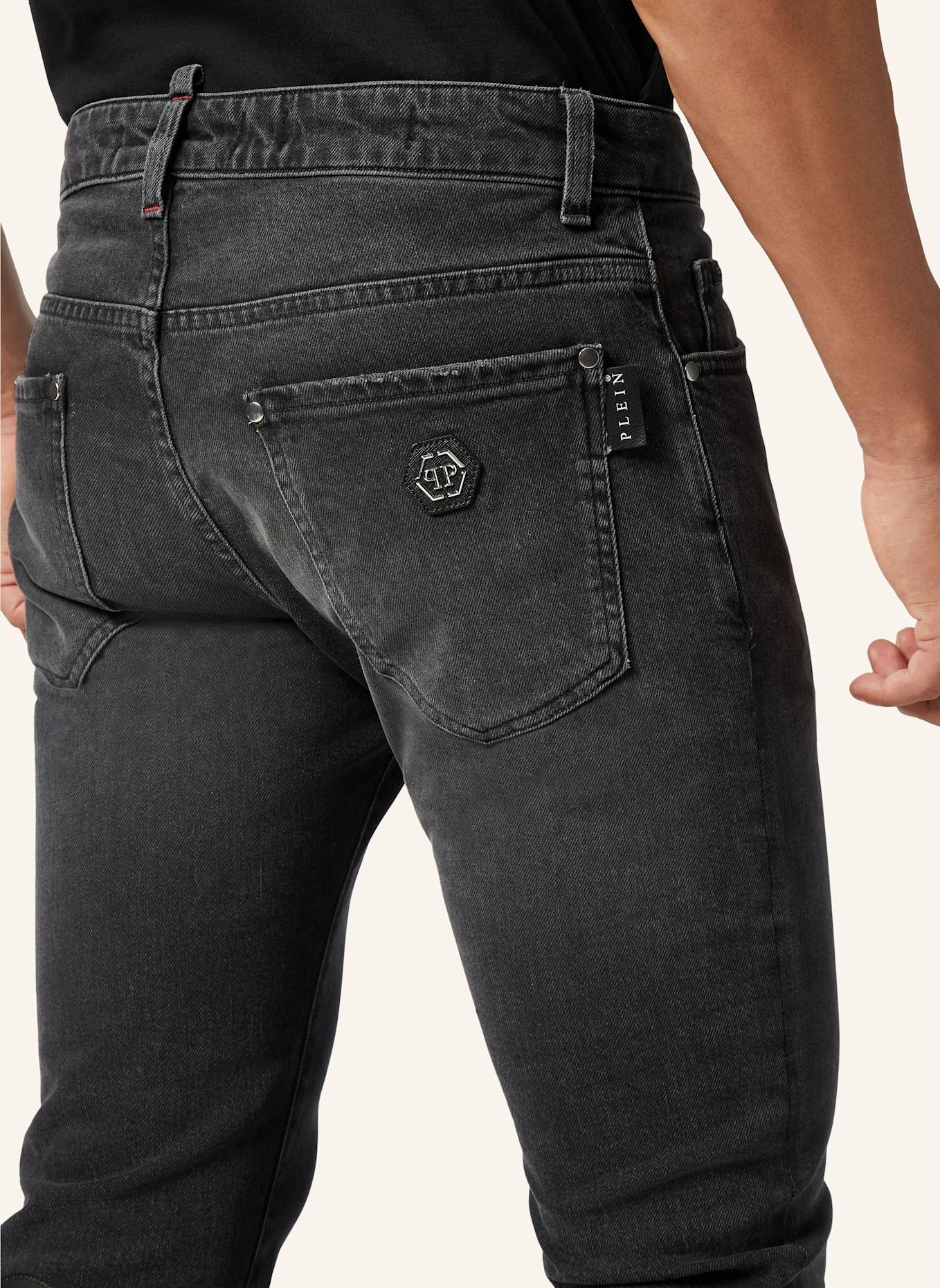 PHILIPP PLEIN Supergerader Schnitt MONOGRAM: SCHWARZ