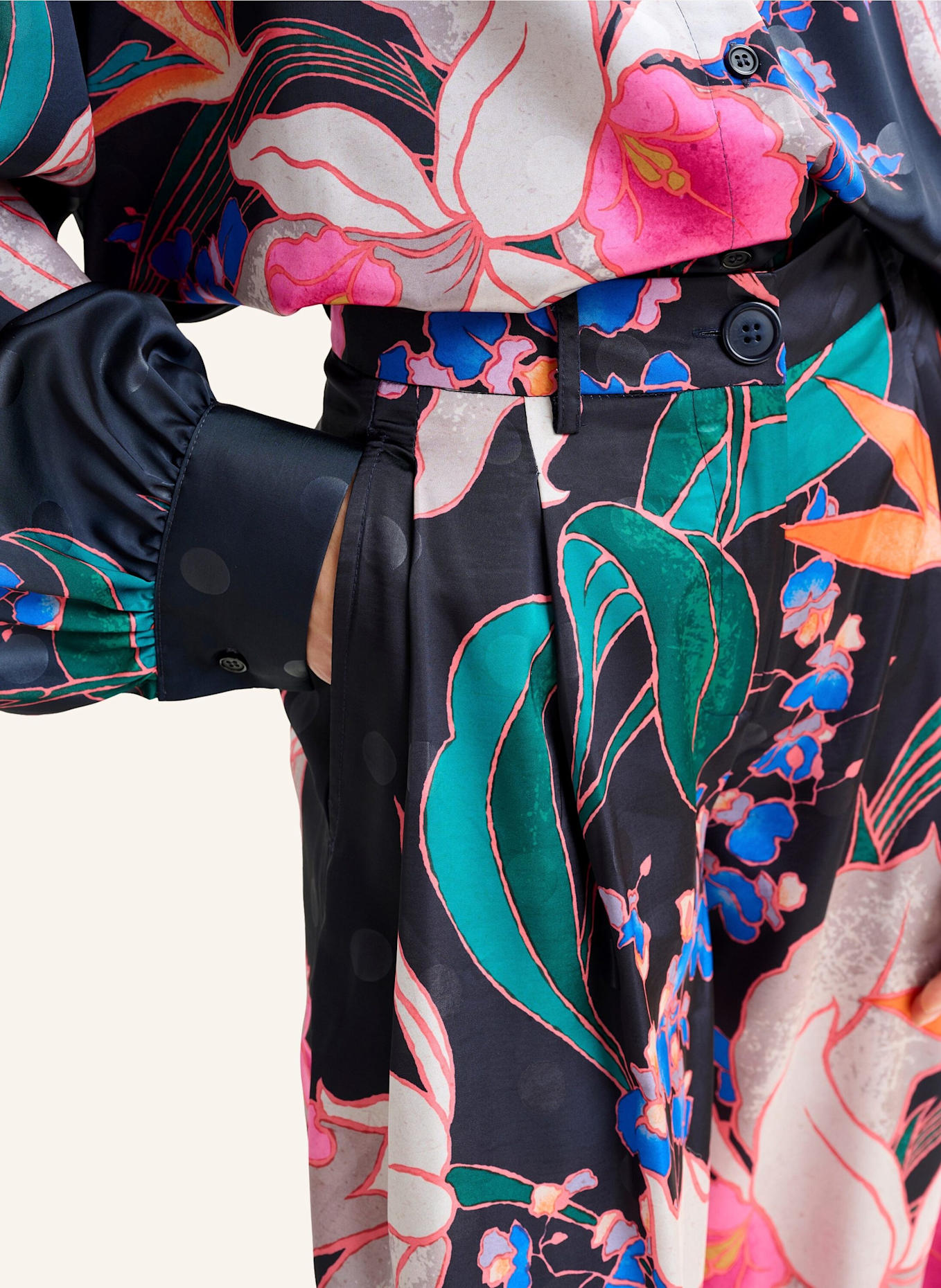 ESSENTIEL ANTWERP Hose IPANTS: SCHWARZ