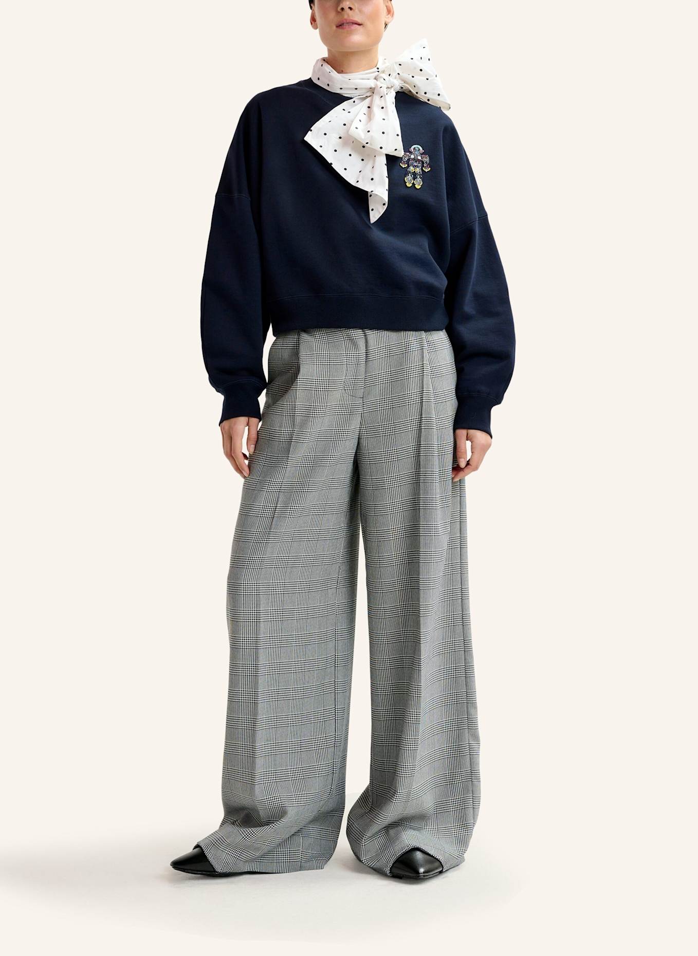 ESSENTIEL ANTWERP Sweatshirt IBERNATUS: BLAU