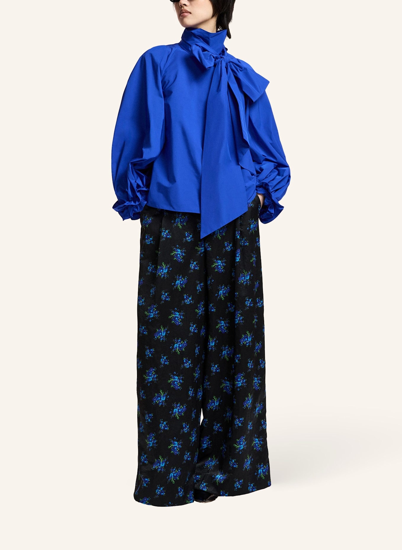 ESSENTIEL ANTWERP Oberteil KEILY: BLAU