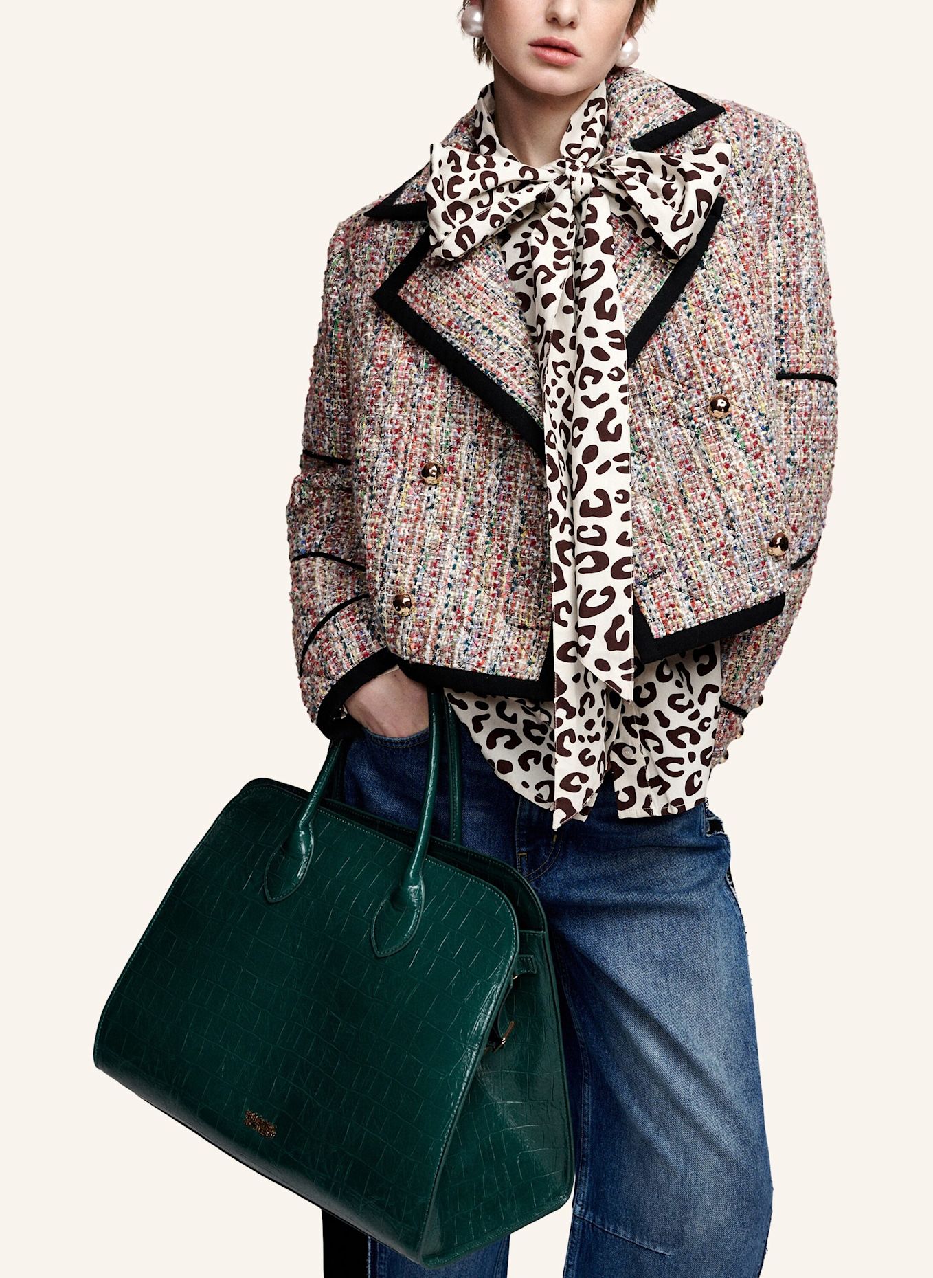 ESSENTIEL ANTWERP Tasche KATARINA: DUNKELGRÜN