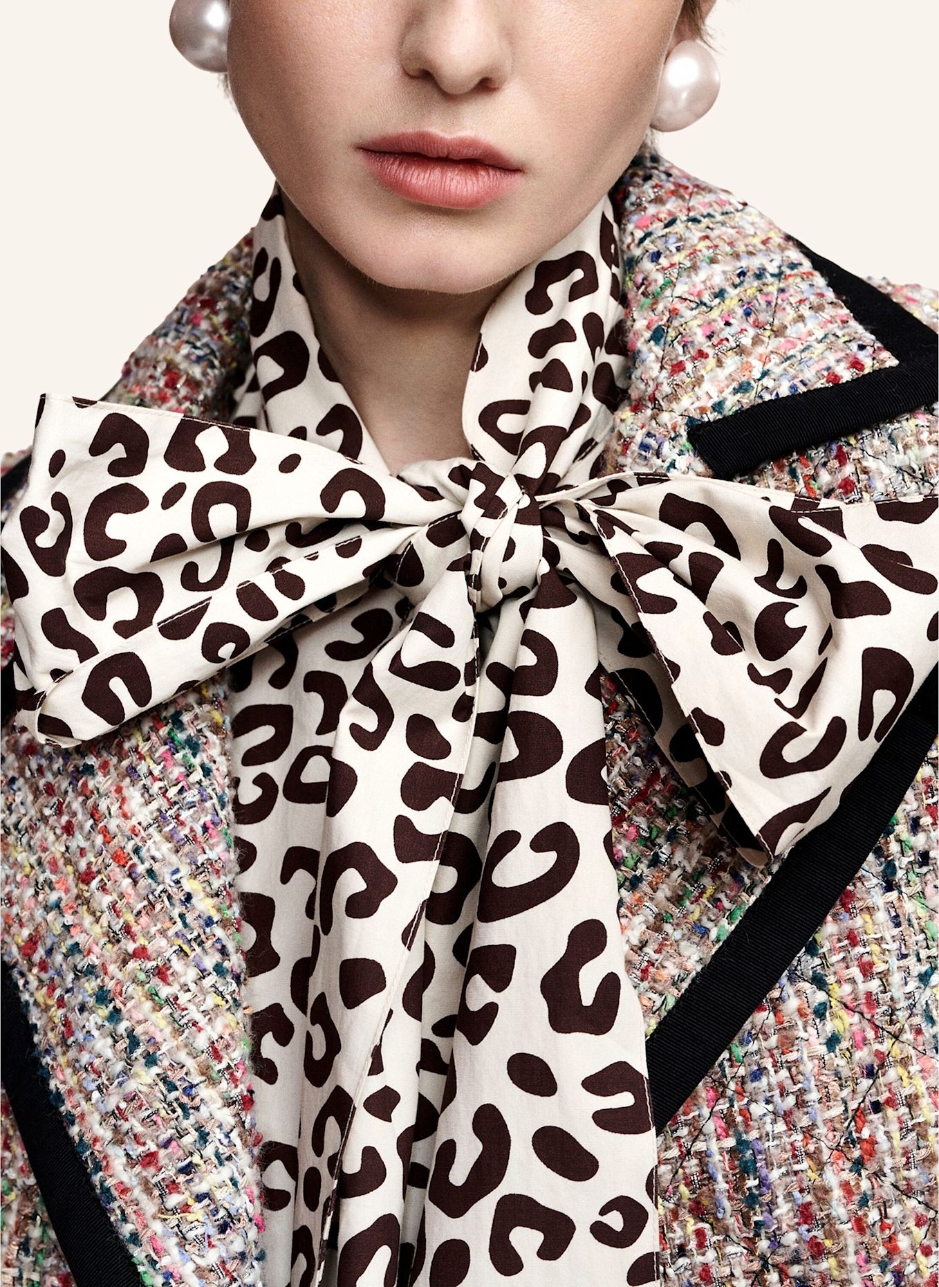 ESSENTIEL ANTWERP Schmuck KOLISEE: CREME