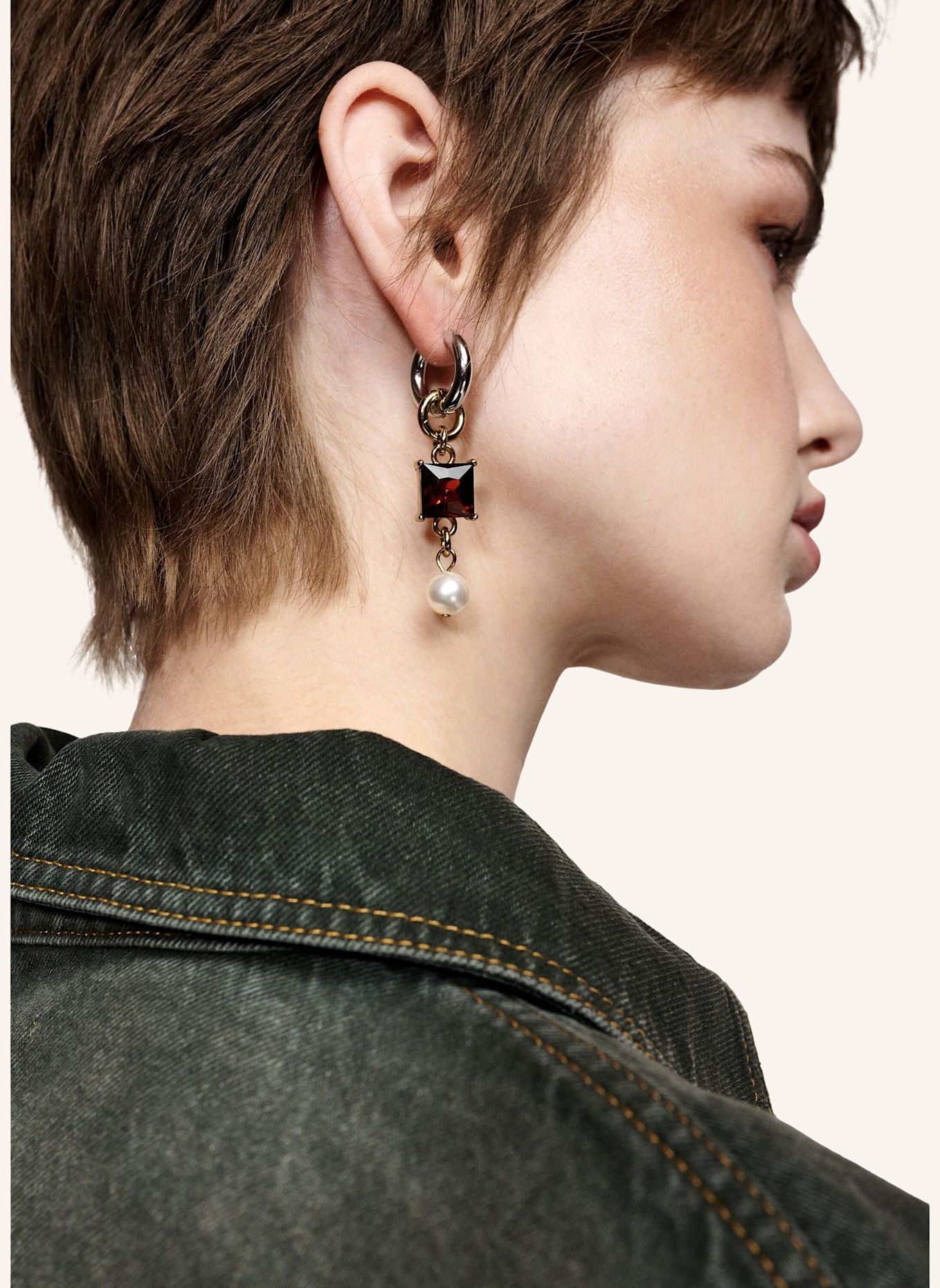 ESSENTIEL ANTWERP Schmuck KAOS: GOLD / SILBER / DUNKELROT