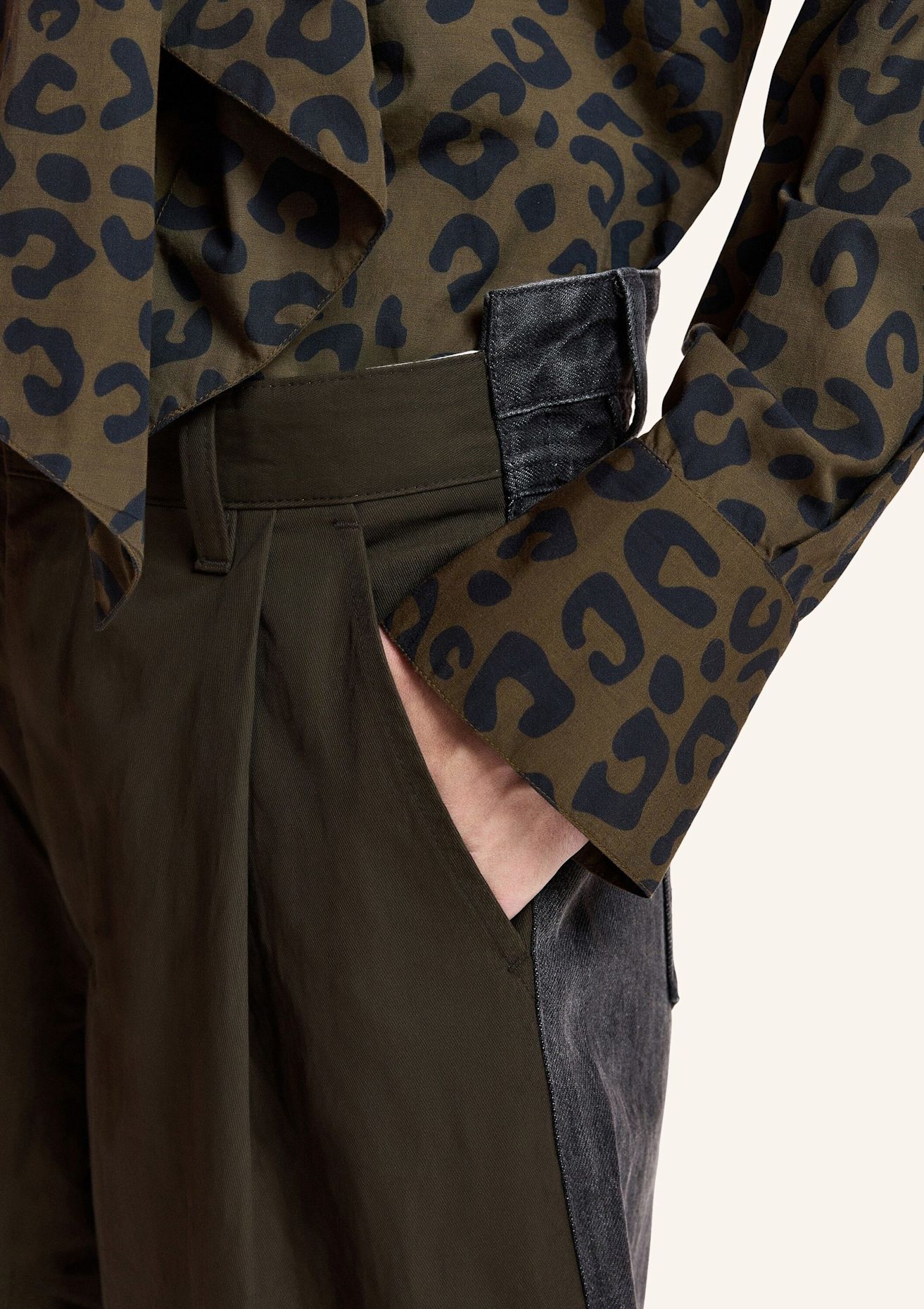 ESSENTIEL ANTWERP Hose KRISP: SCHWARZ / KHAKI