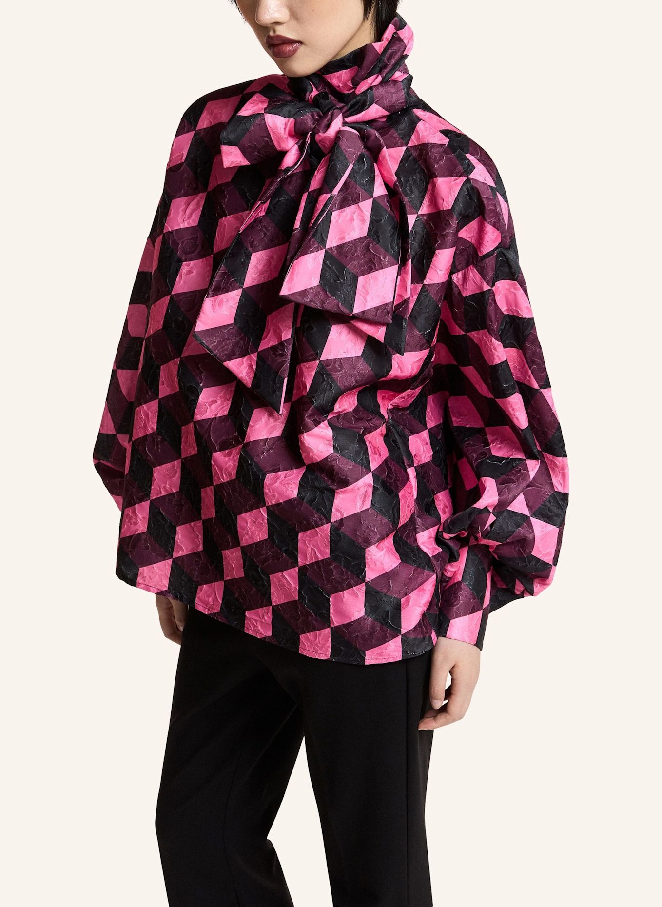 ESSENTIEL ANTWERP Top KOMO: ROOD / ROZE / ZWART