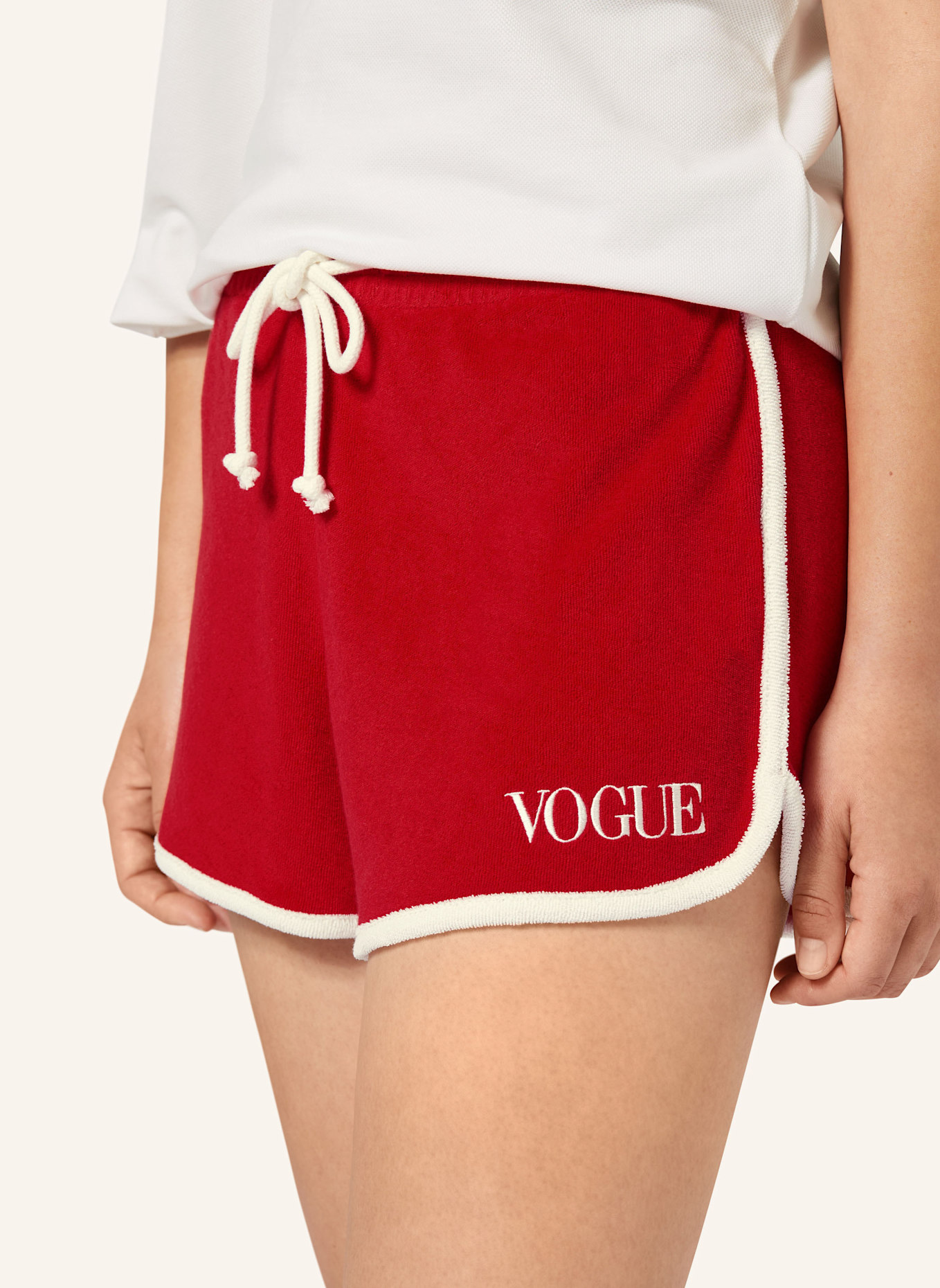 VOGUE COLLECTION Sweatshorts, Farbe: ROT (Bild 3)