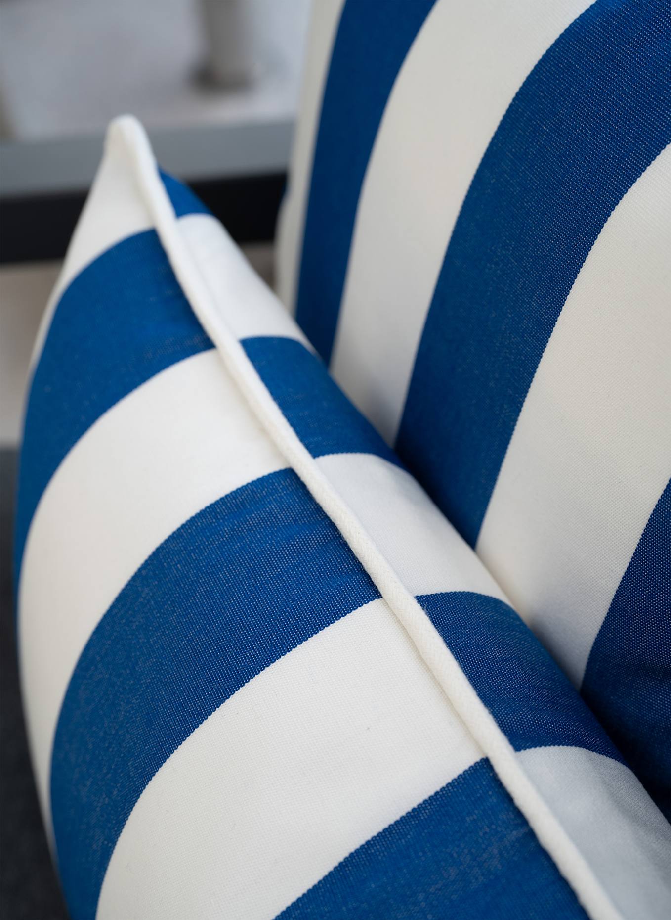 another mondaen Dekokissen ERICH OUTDOOR CLASSIC STREIFENKISSEN: BLAU