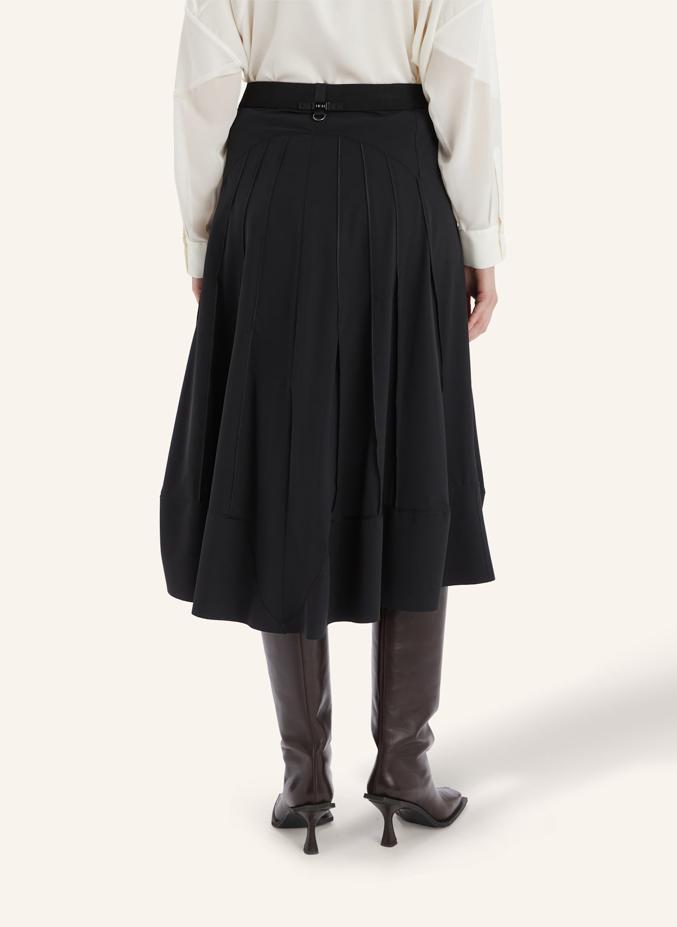 HIGH Rock SUBTLE: SCHWARZ