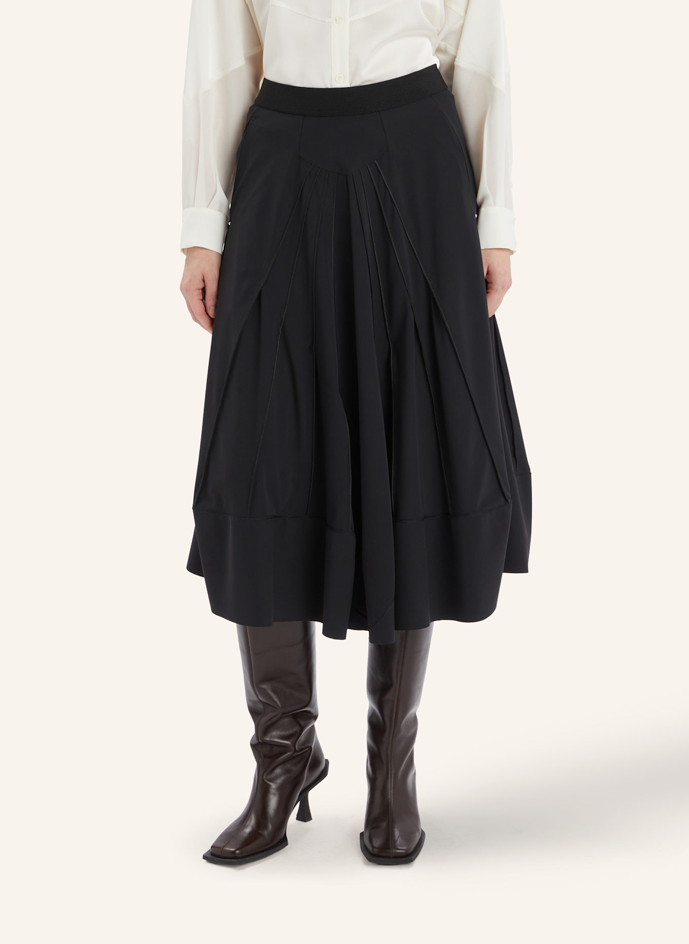 HIGH Rock SUBTLE: SCHWARZ