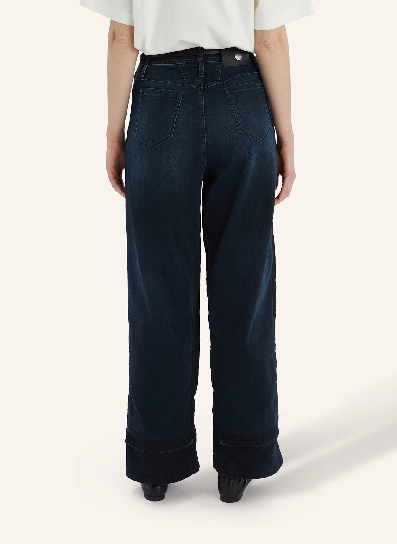 HIGH Straight Jeans LIVEN-UP: DUNKELBLAUE