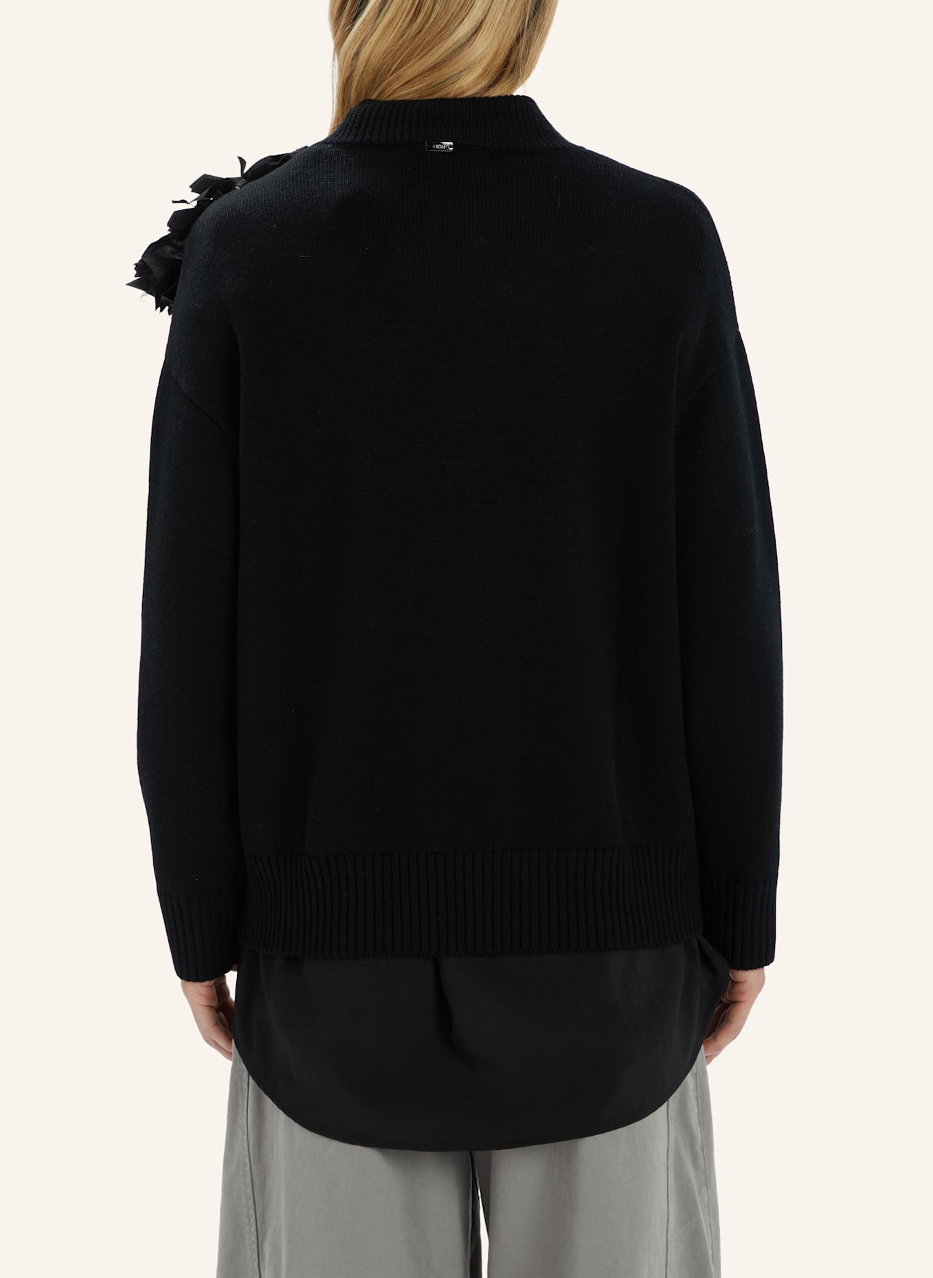 HIGH Pullover NEVER-END: SCHWARZ