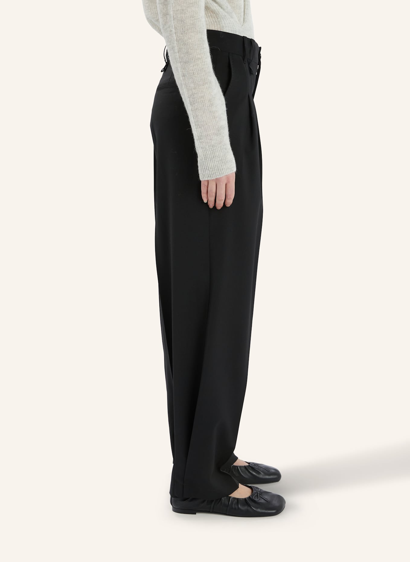 HIGH Hose RELY: SCHWARZ