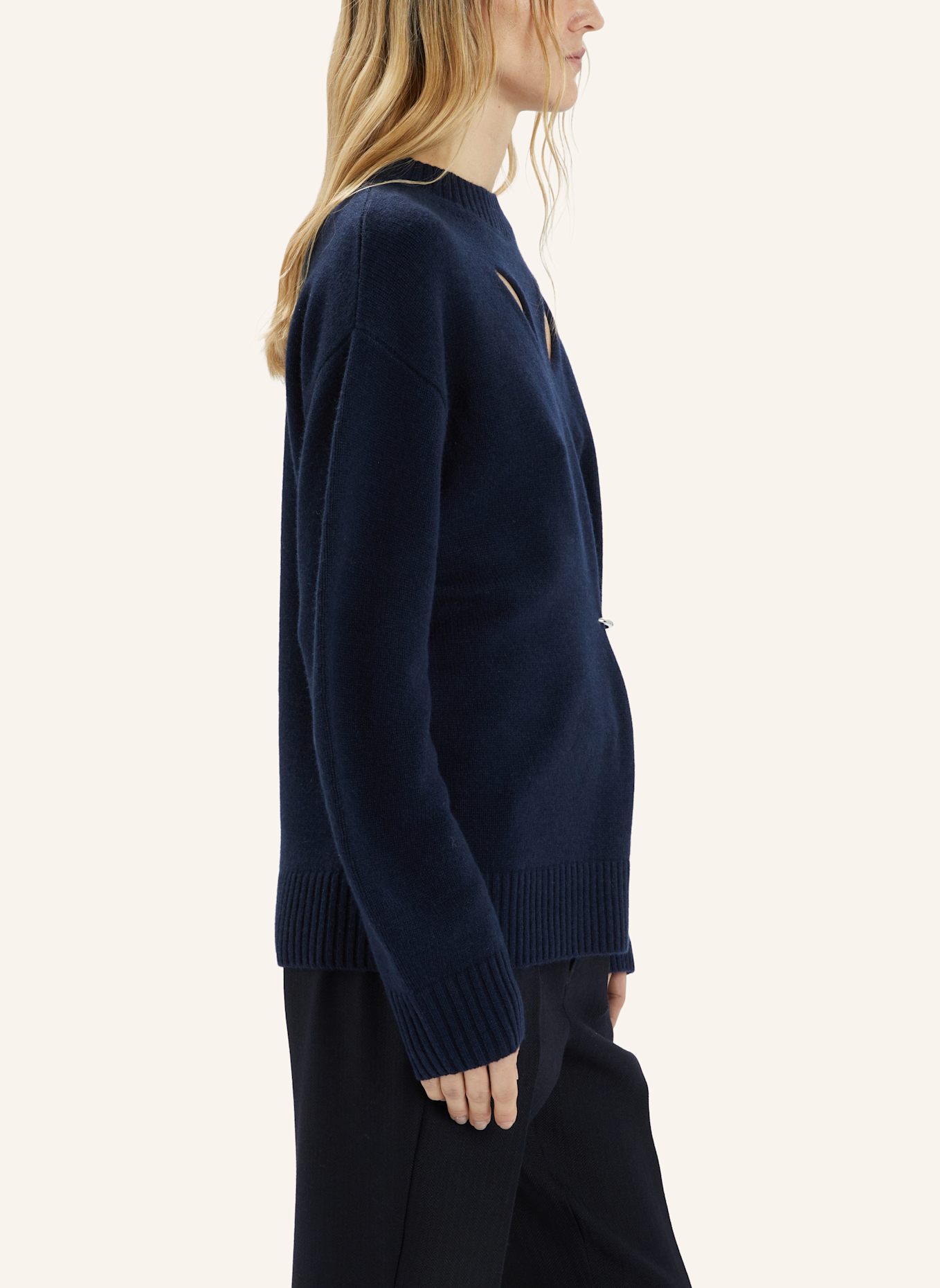 HIGH Pullover FOND mit Cashmere und Cut-outs: BLAU