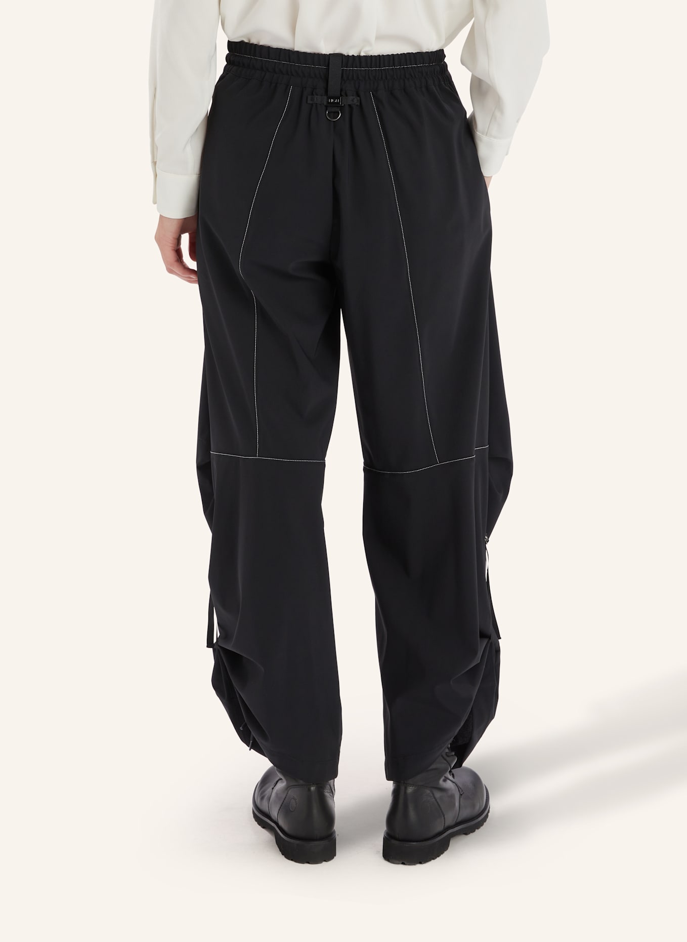 HIGH Hose OUTGOING im Jogging-Stil: SCHWARZ