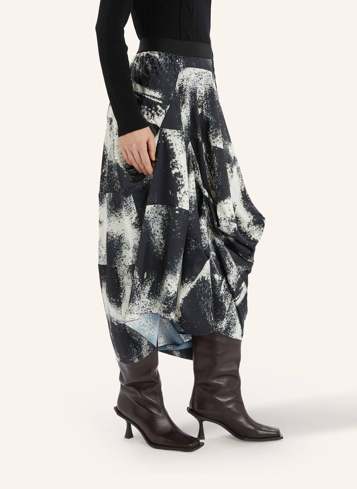 HIGH Satinrock GEEK: WEISS