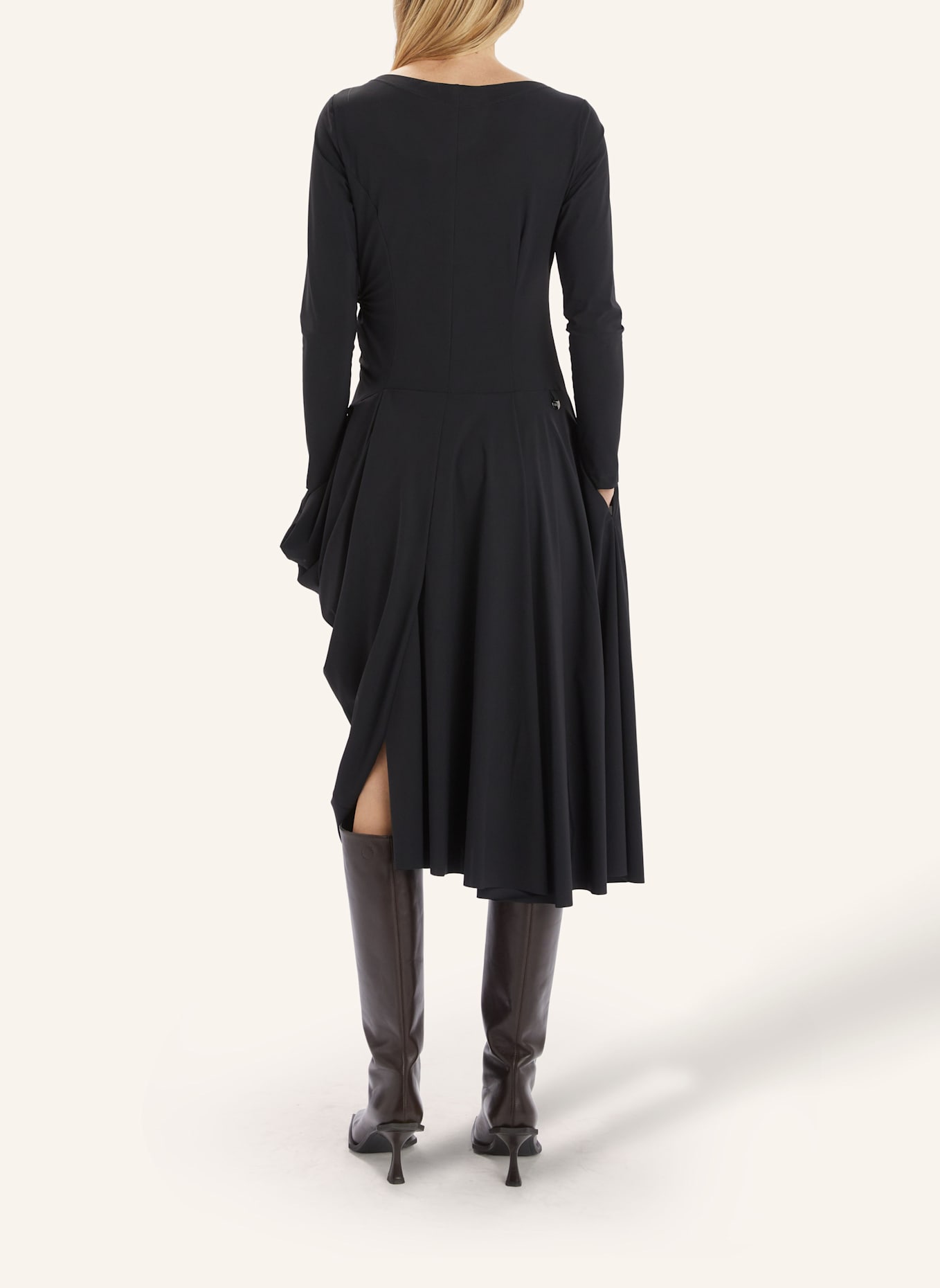 HIGH Kleid CANTICLE: SCHWARZ