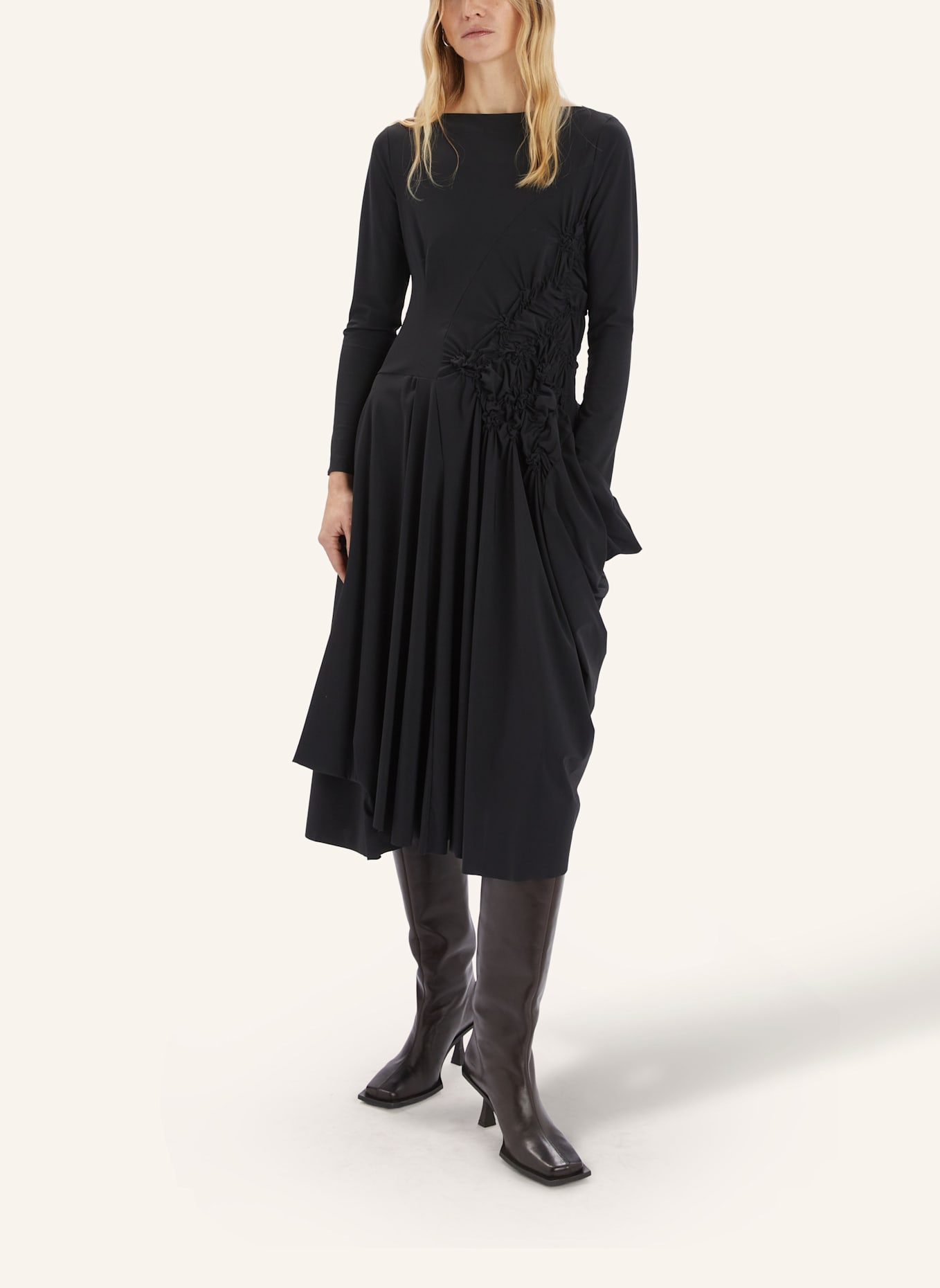 HIGH Kleid CANTICLE: SCHWARZ
