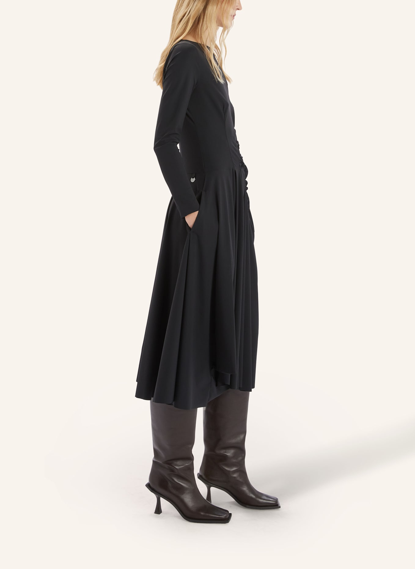 HIGH Kleid CANTICLE: SCHWARZ