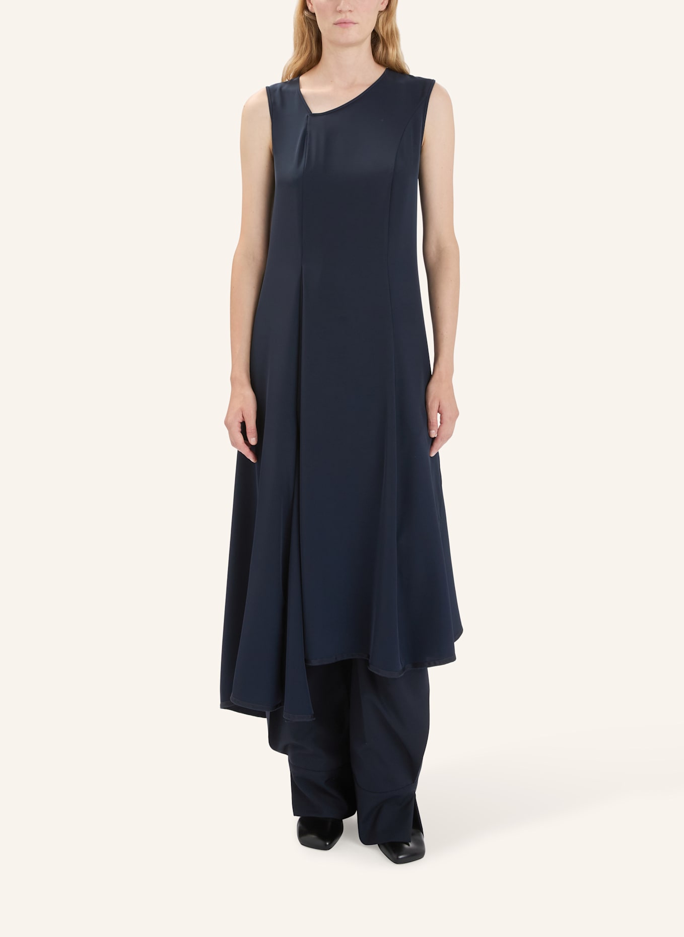 HIGH Kleid SAY SO - Technischer Satin, leichte Gewichtung, Crêpe-Griff: BLAU
