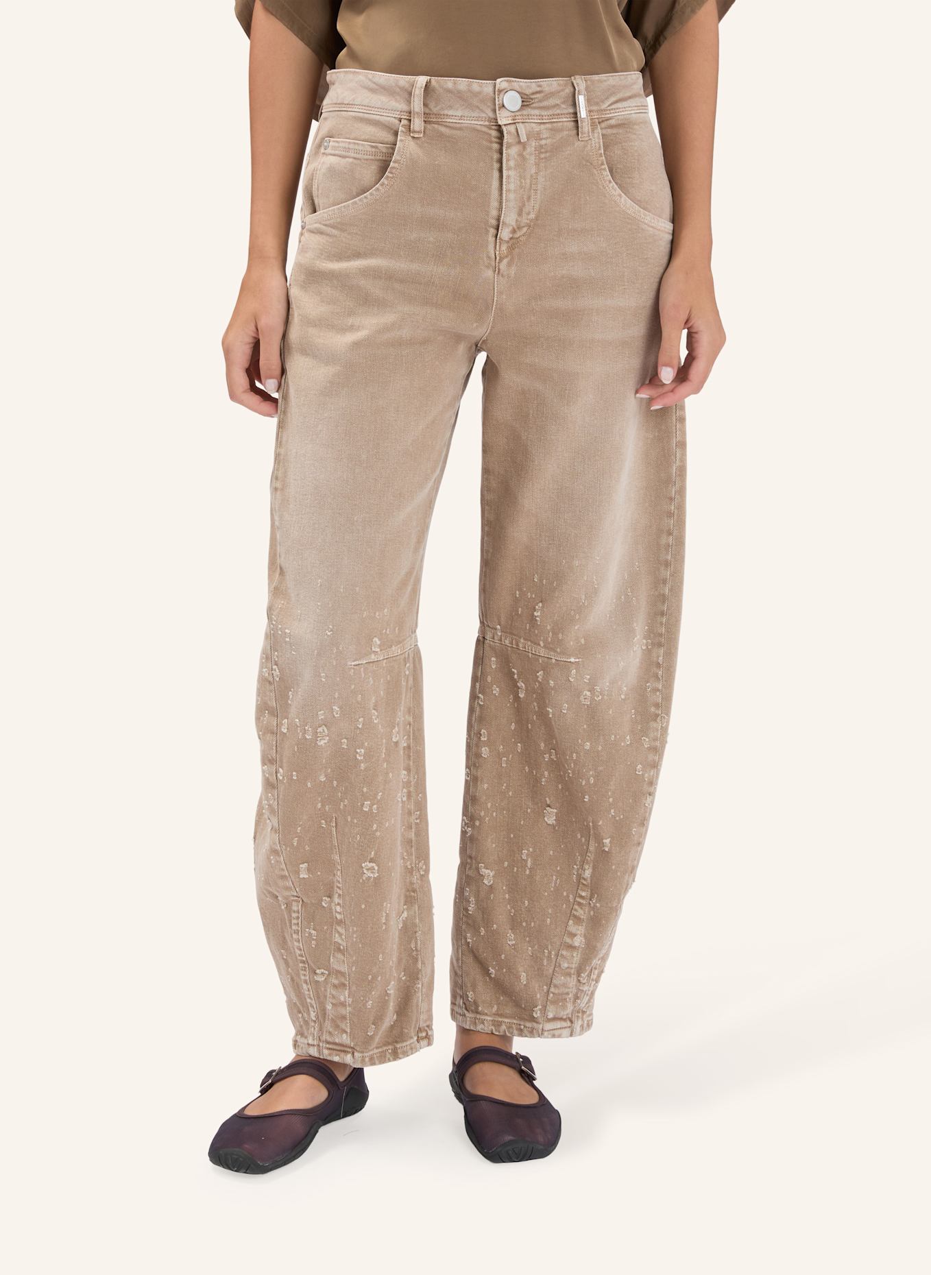 HIGH Hose HAPPILY: BRAUN