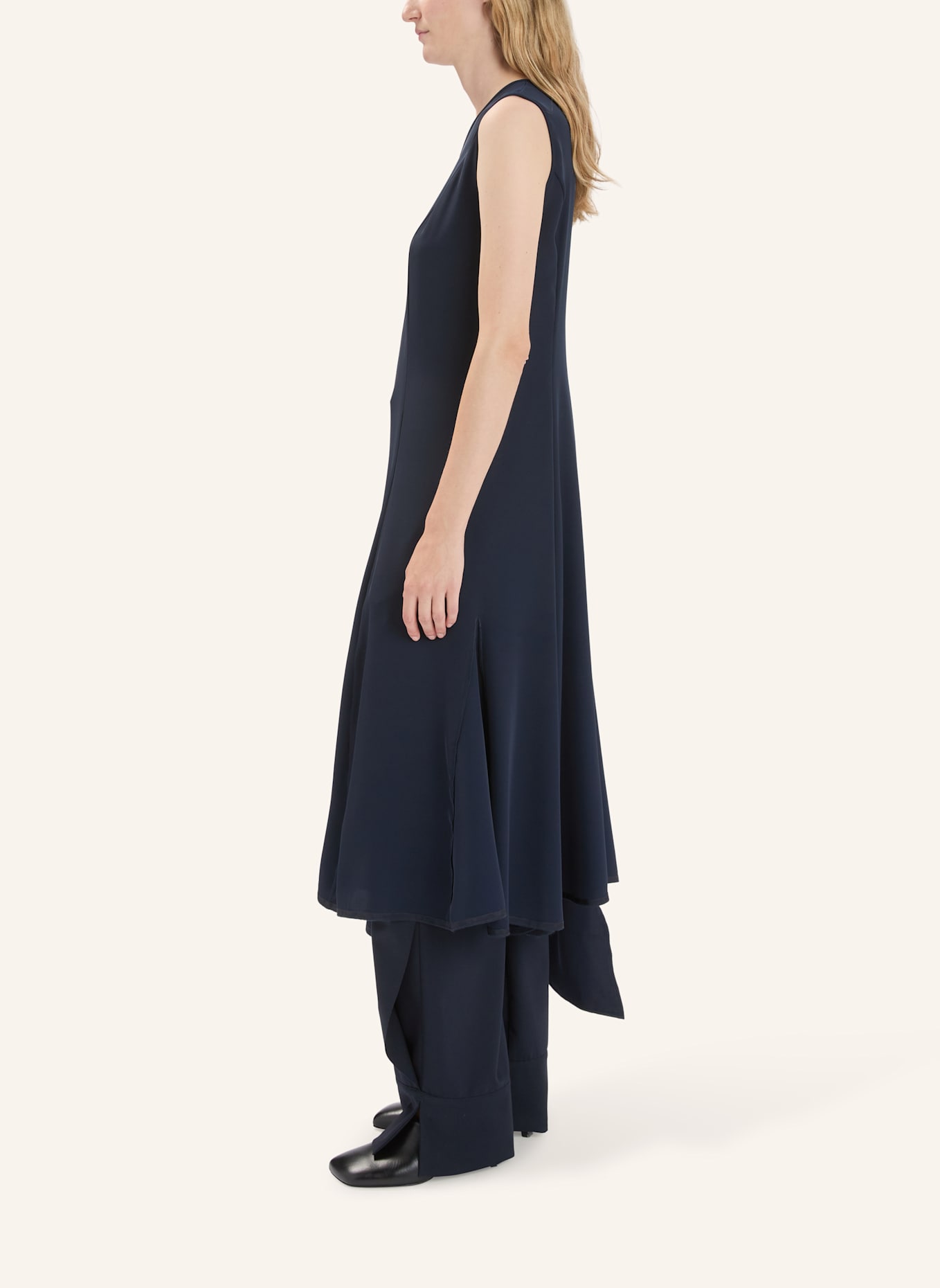 HIGH Kleid SAY SO - Technischer Satin, leichte Gewichtung, Crêpe-Griff: BLAU
