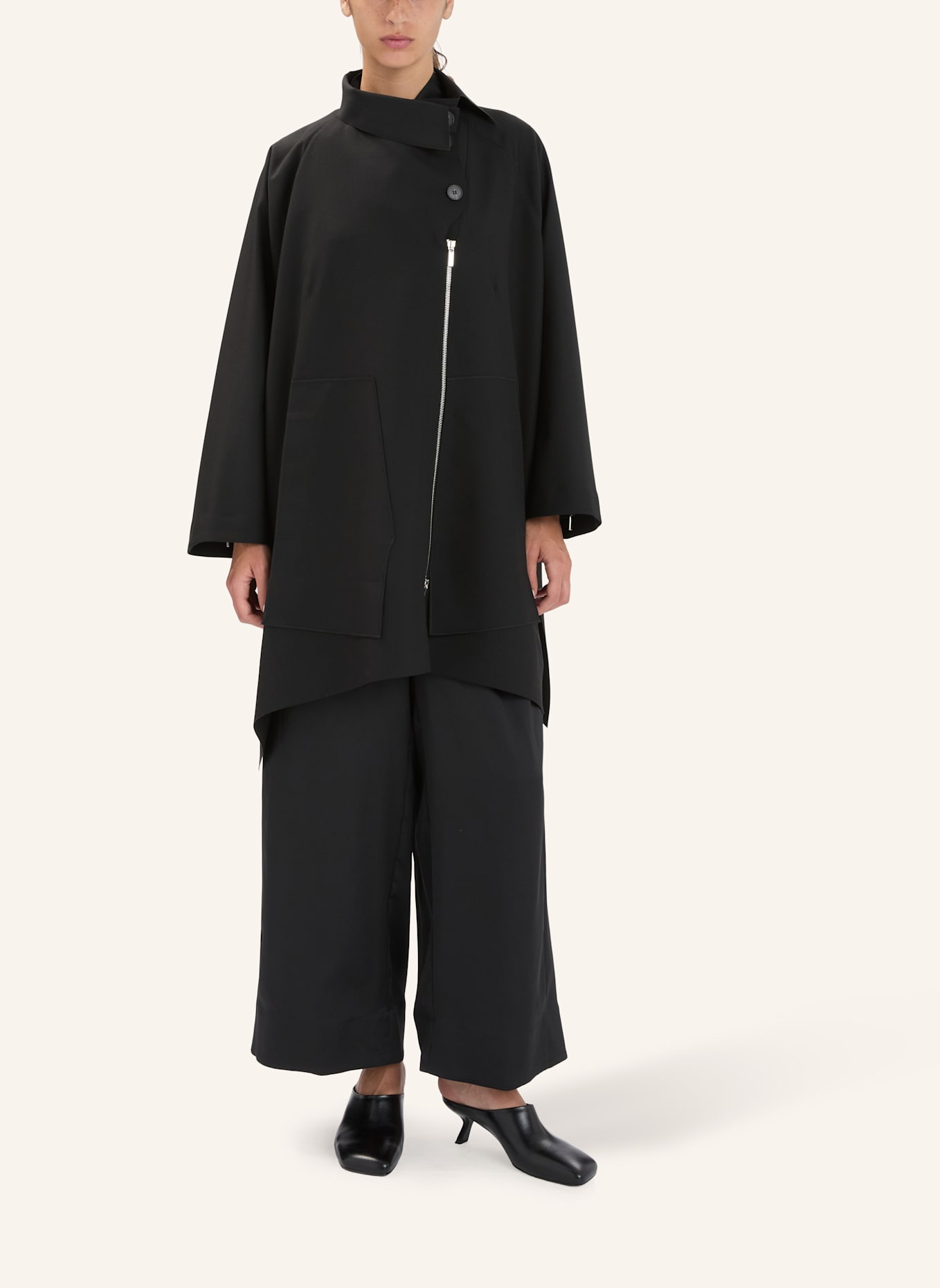 HIGH Jacke READY: SCHWARZ