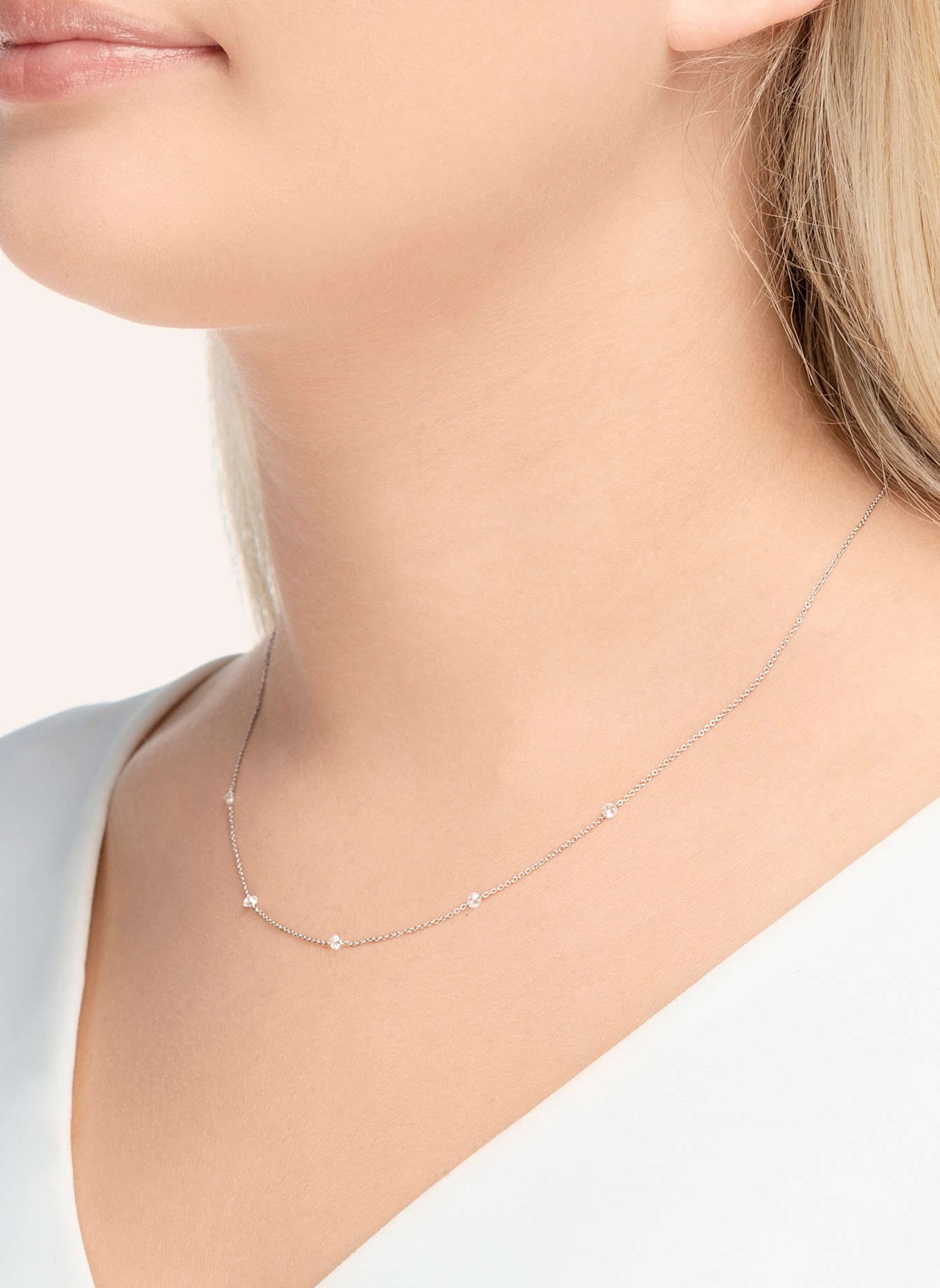 Leaf Halskette PURE QUINTRUPLE aus 18 Karat Weißgold mit Diamanten: WEISSGOLD