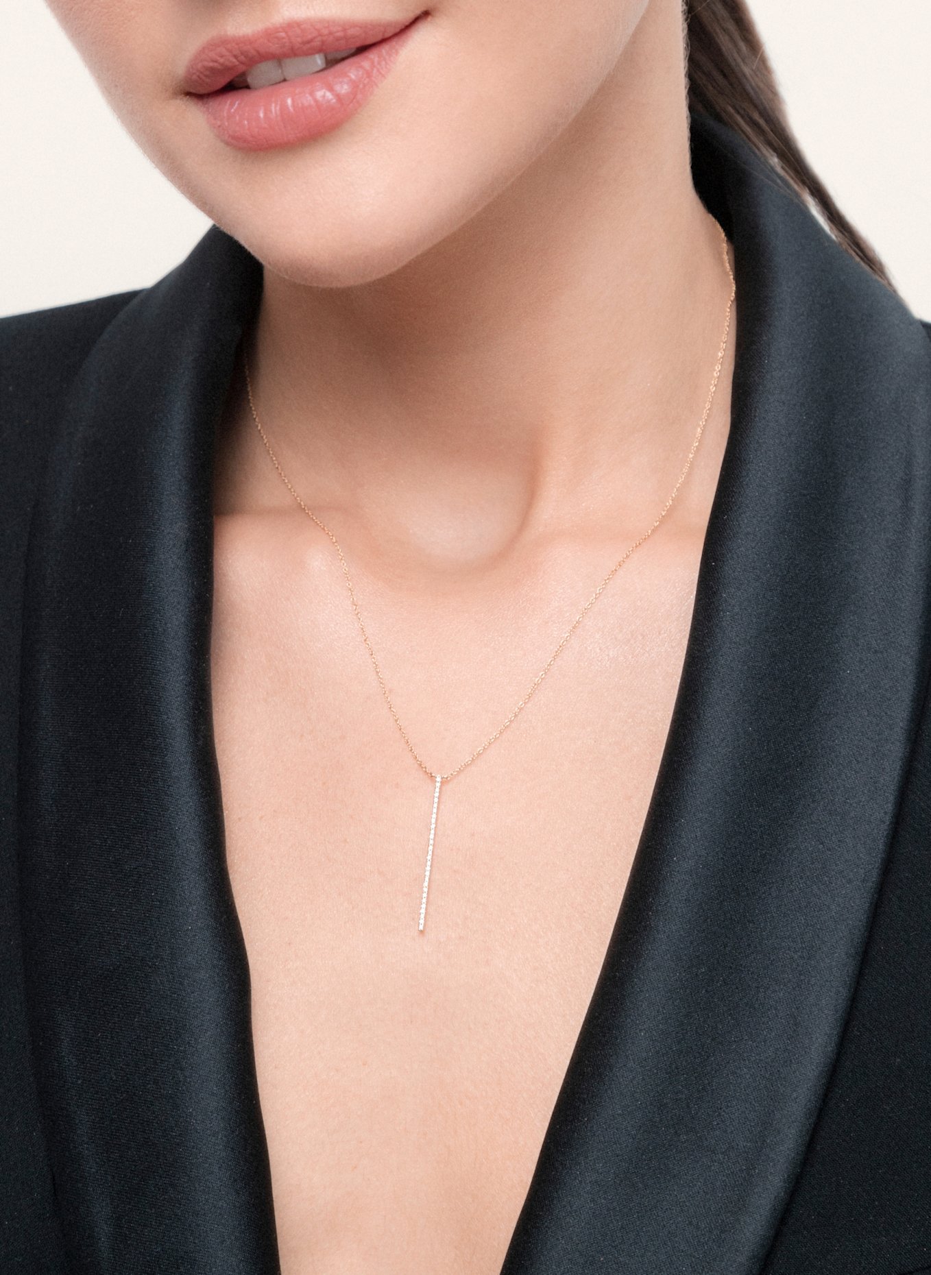 Leaf Halskette BAR aus 18 Karat Roségold mit Diamanten: ROSÉGOLD