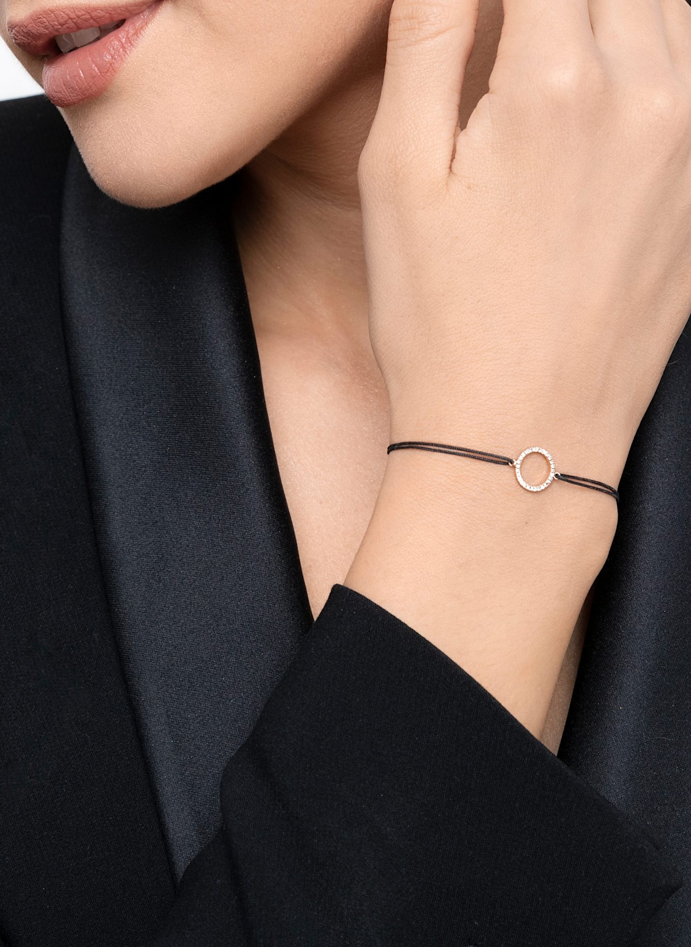 Leaf Freundschaftsarmband CIRCLE aus 18 Karat Weißgold mit Diamanten: SCHWARZ