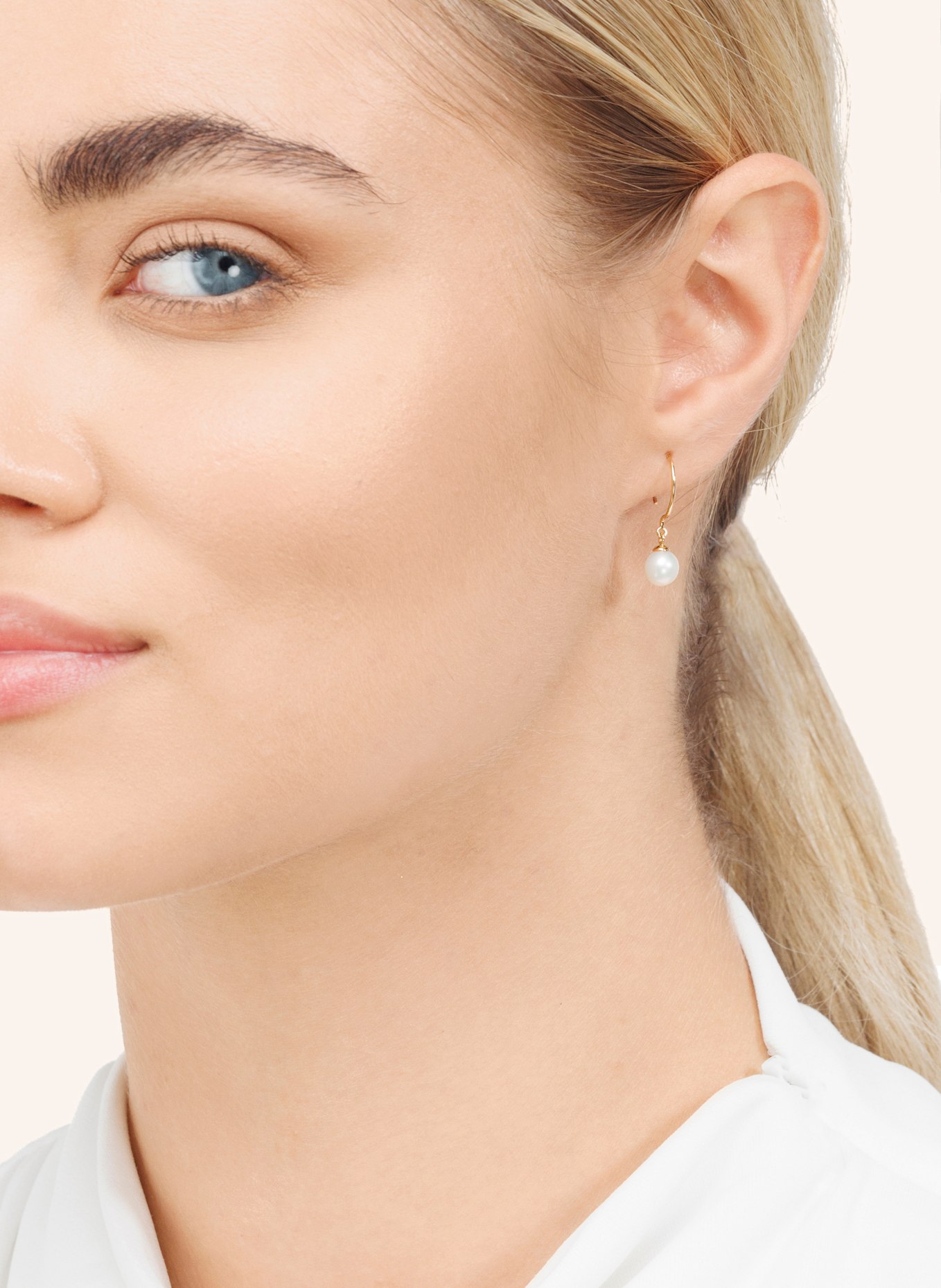 Leaf Ohrhänger SINGLE PEARLS aus14 Karat Gelbgold: GOLD