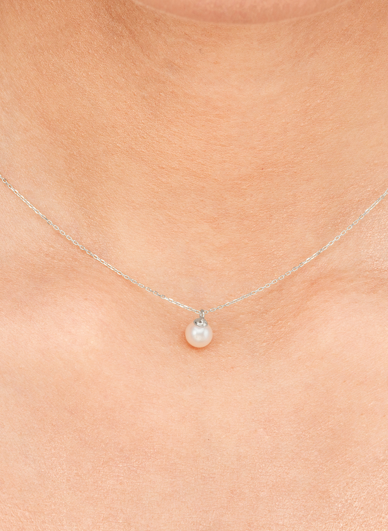 Leaf Halskette SINGEL PERAL aus 14 Karat Weißgold: WEISSGOLD