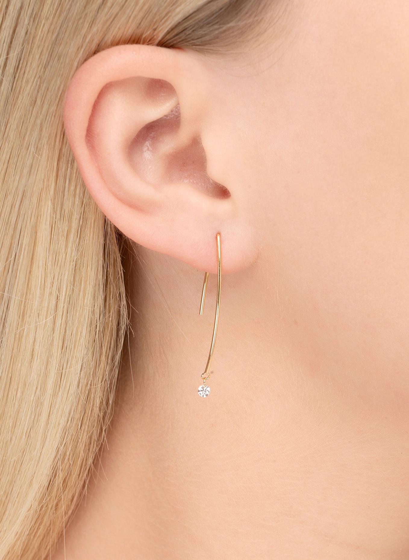 Leaf Creolen PURE M aus 18 Karat Gelbgold mit Diamanten: GOLD