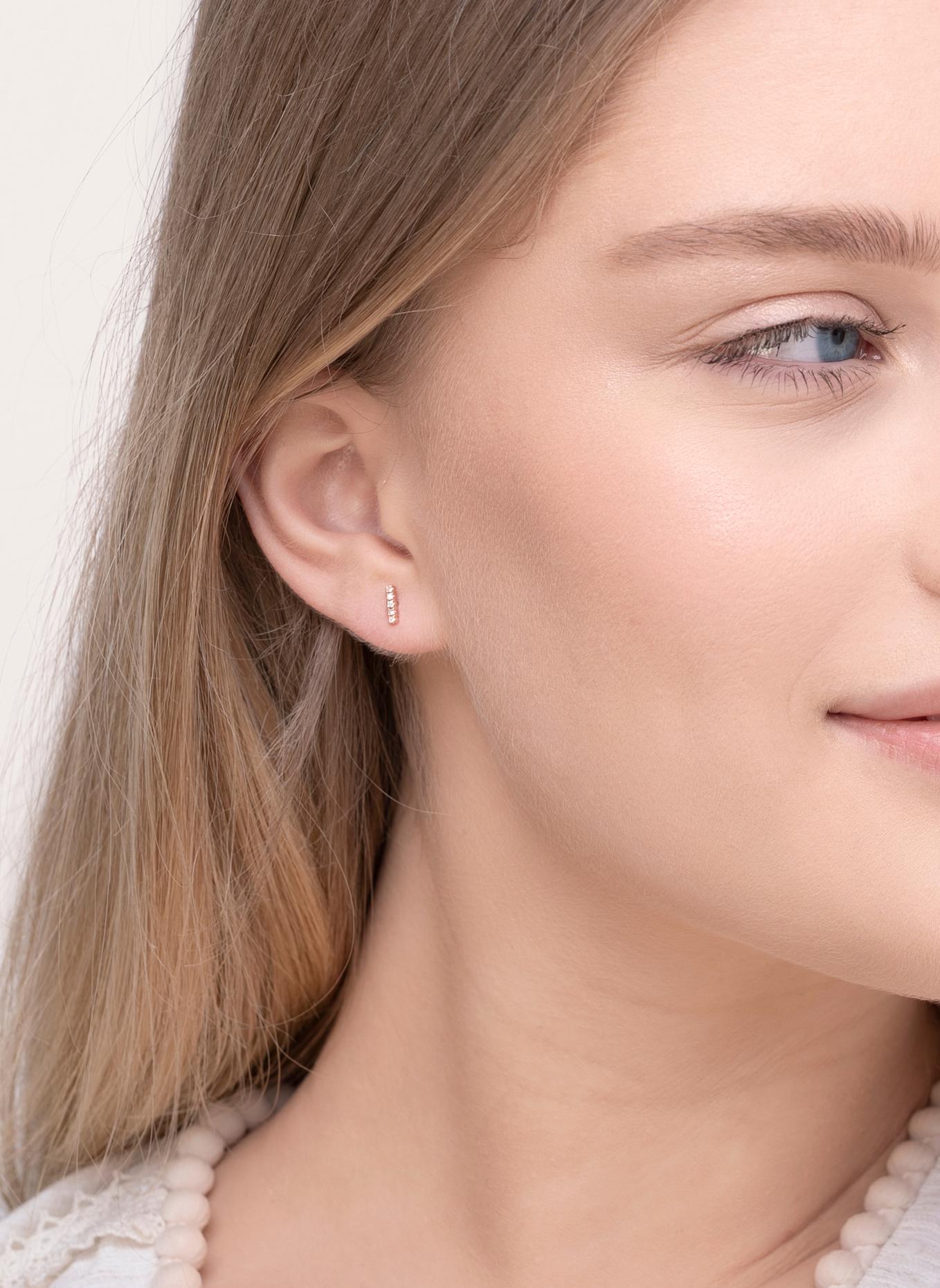 Leaf Ohrstecker BAR aus 18 Karat Rosegold mit Diamanten: ROSÉGOLD
