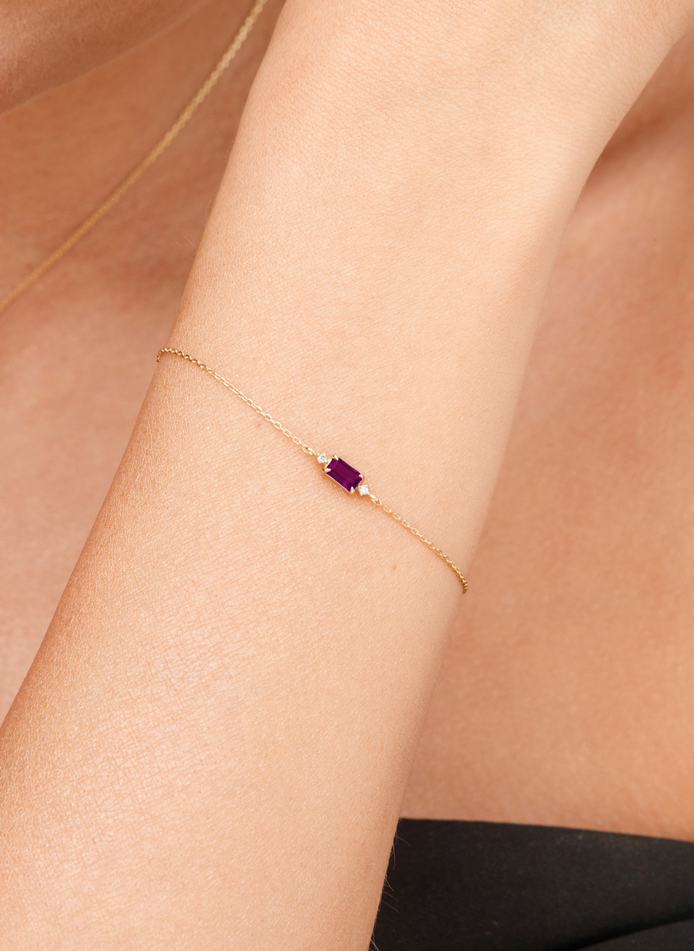 Leaf Armband RHODOLITH aus 14 Karat Gelbgold: GOLD