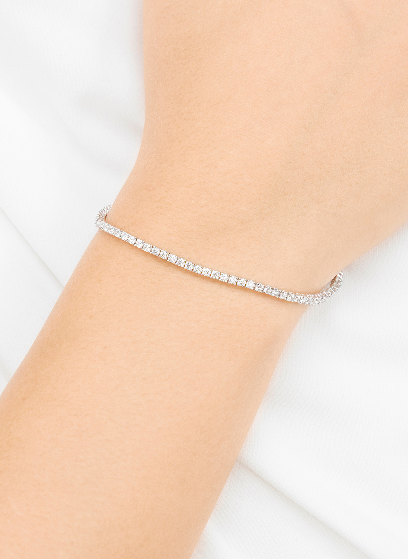 Leaf Armband TENNIS aus 18 Karat Weißgold mit 1,99 ct. Diamanten: WEISSGOLD