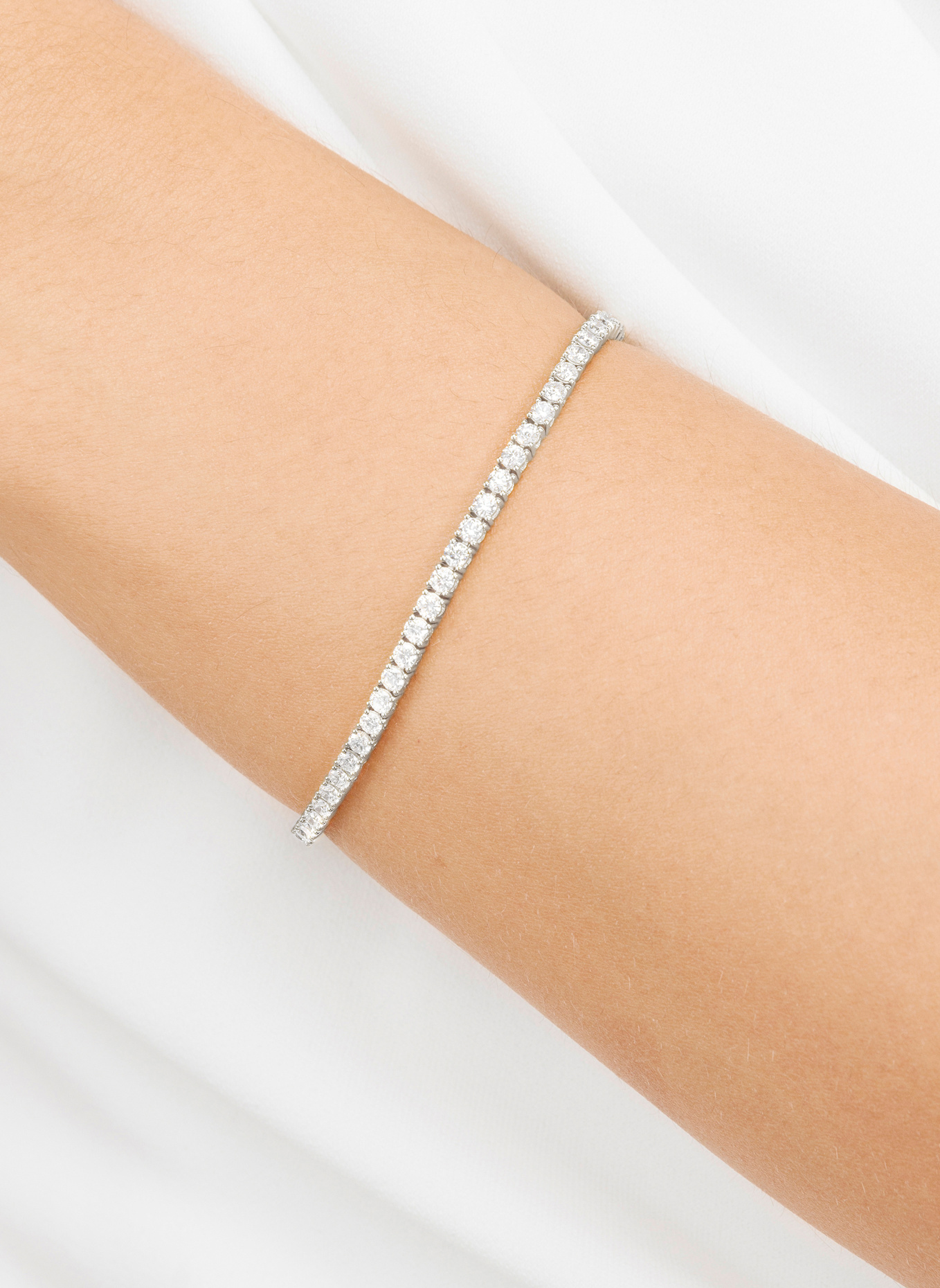 Leaf Armband TENNIS aus 18 Karat Weißgold mit 3,42 ct. Diamanten: WEISSGOLD