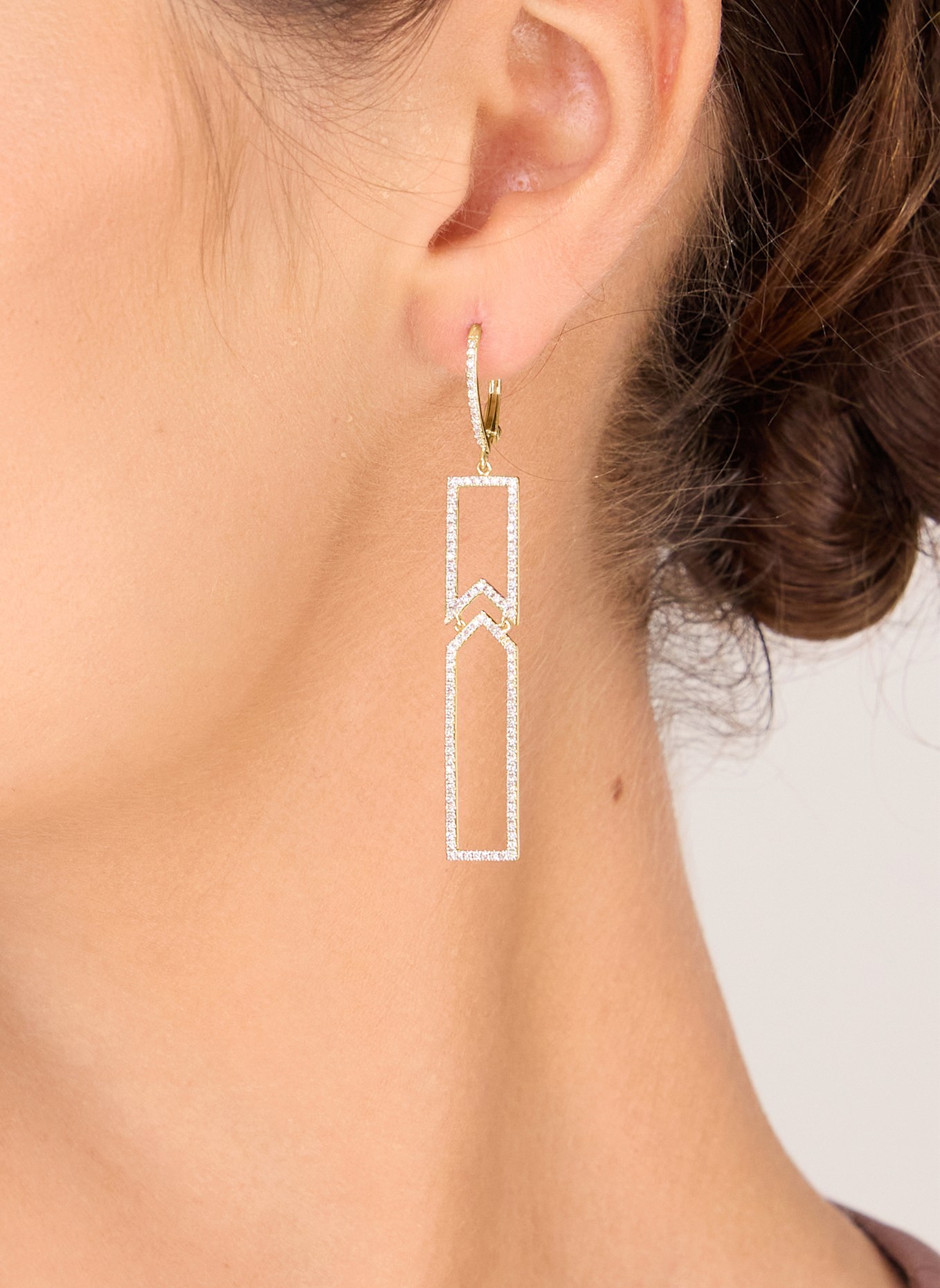 Leaf Ohrringe UNIQUE aus 18 Karat Gelbgold mit Diamanten: GOLD