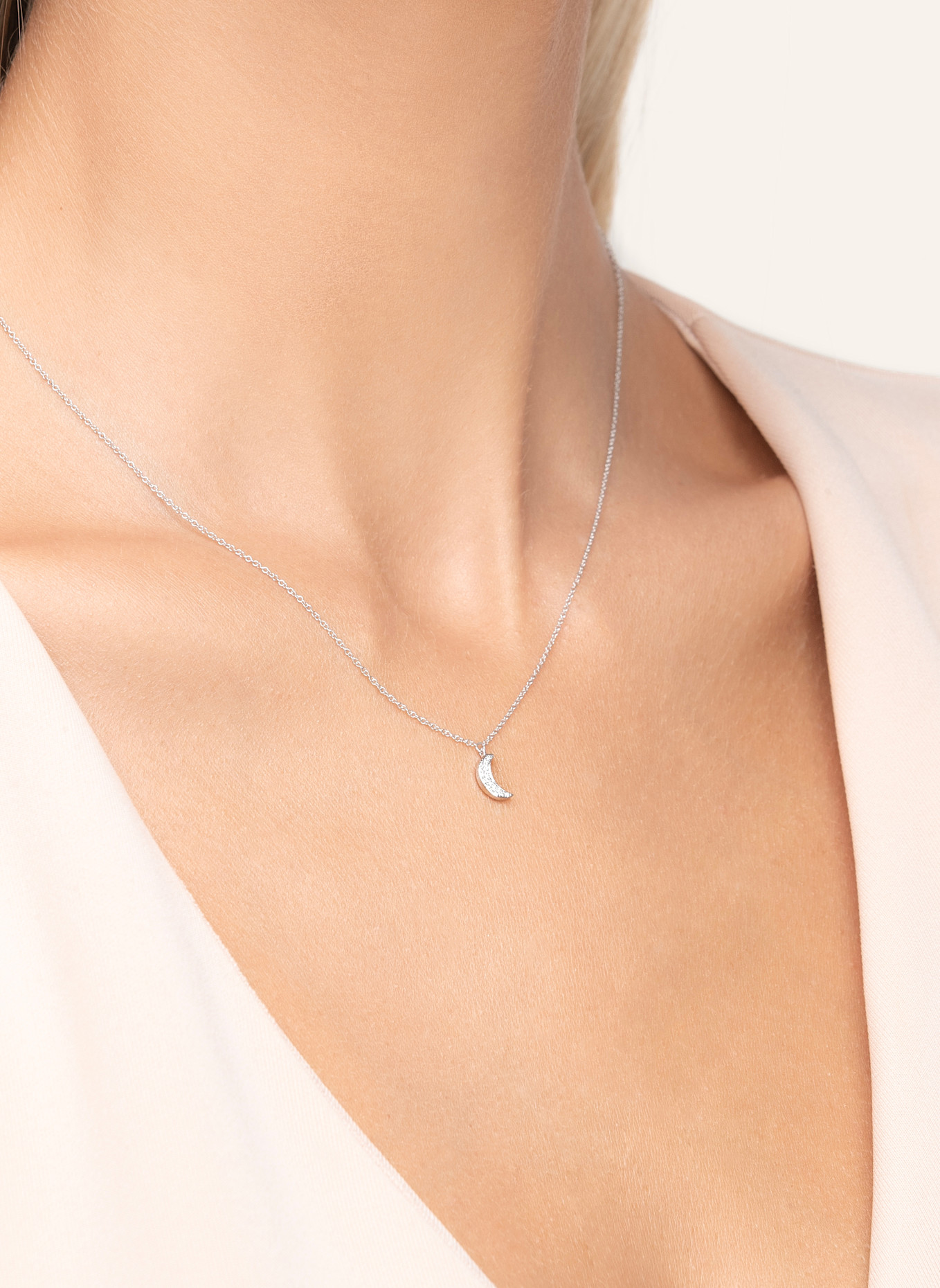 Leaf Halskette HALBMOND aus 18 Karat Weißgold mit Diamanten: WEISSGOLD