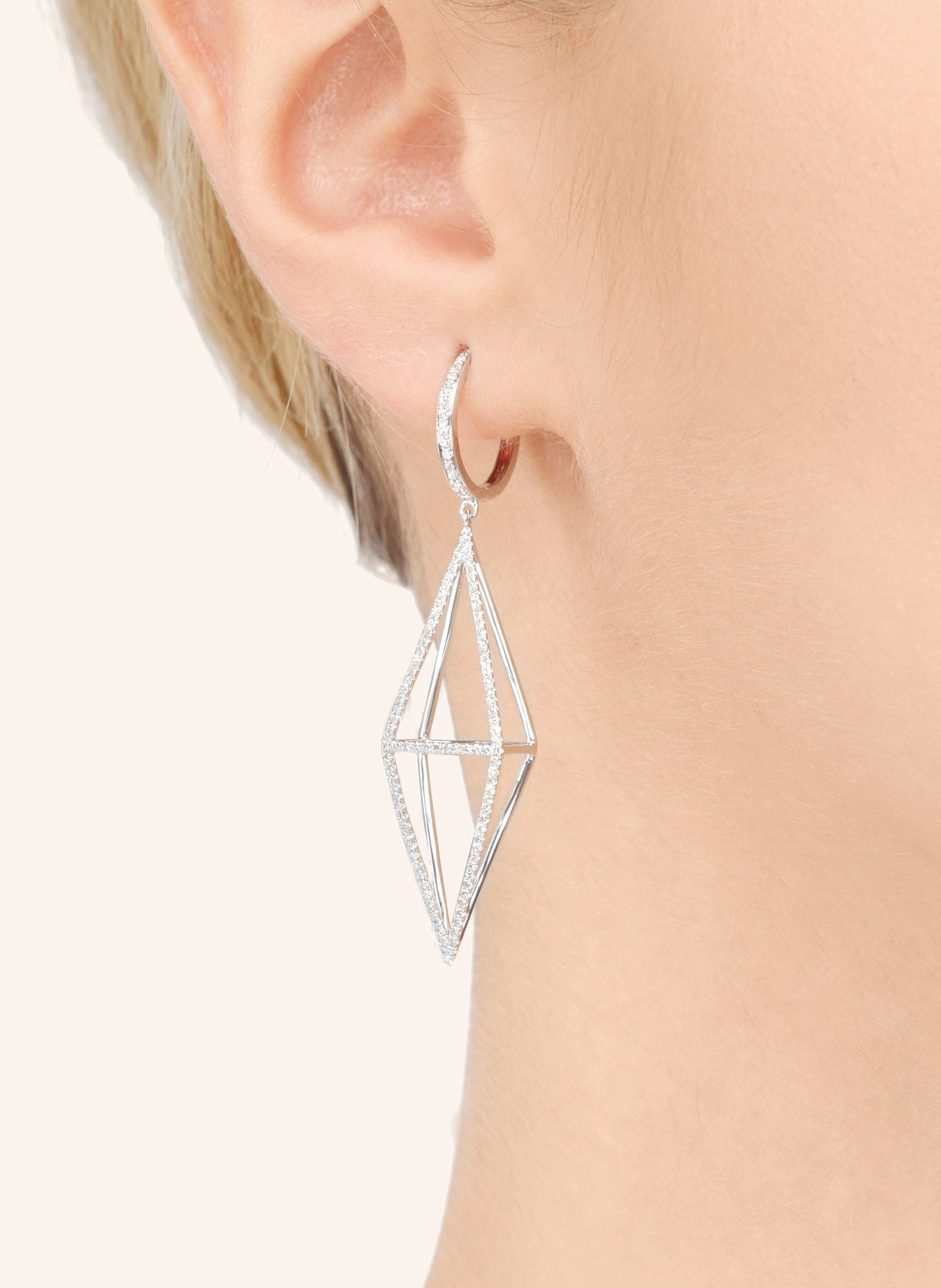 Leaf Ohrhänger TRAPEZ mit Diamanten: WEISSGOLD