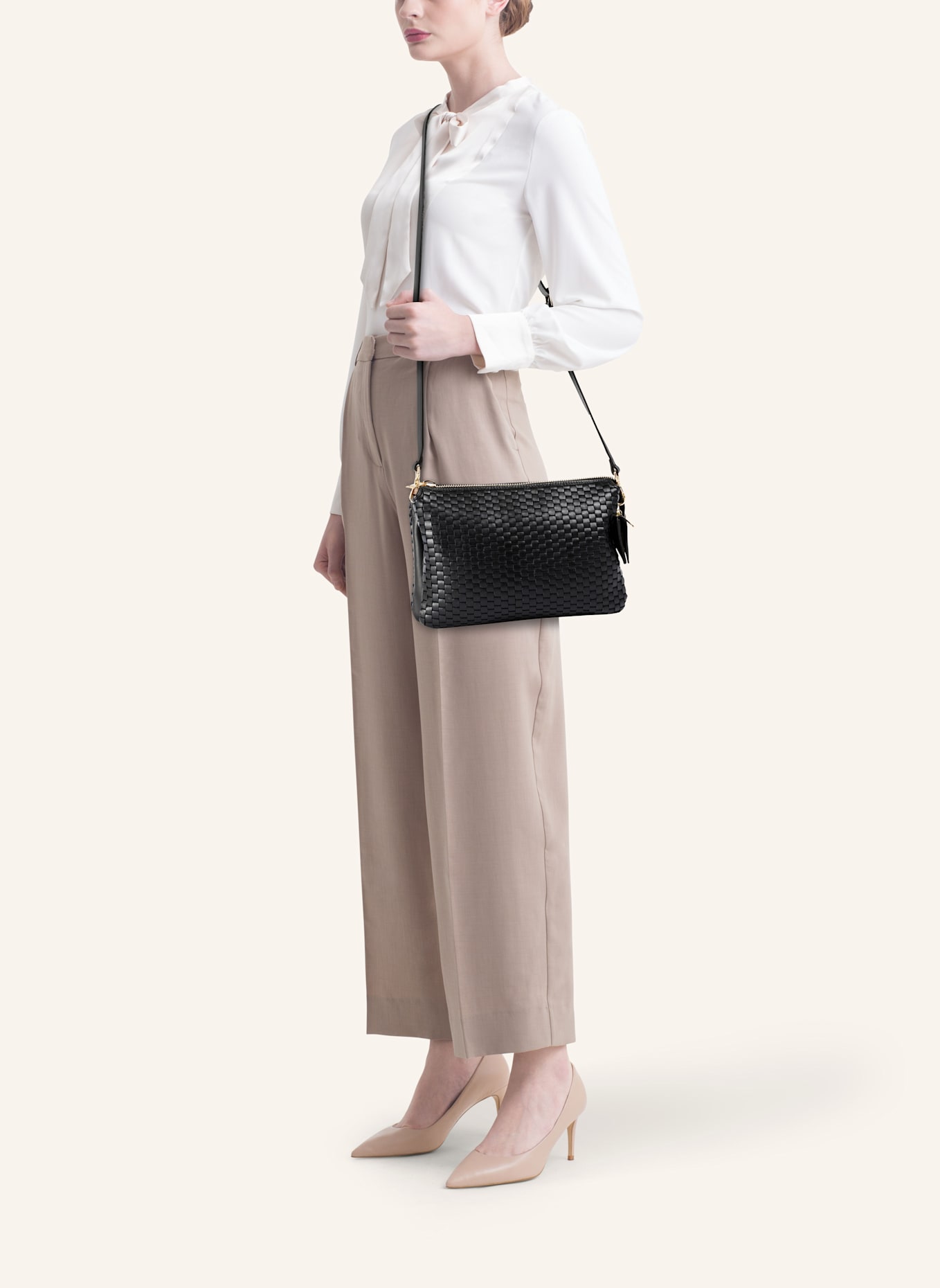 Parise Umhängetaschen '21': SCHWARZ