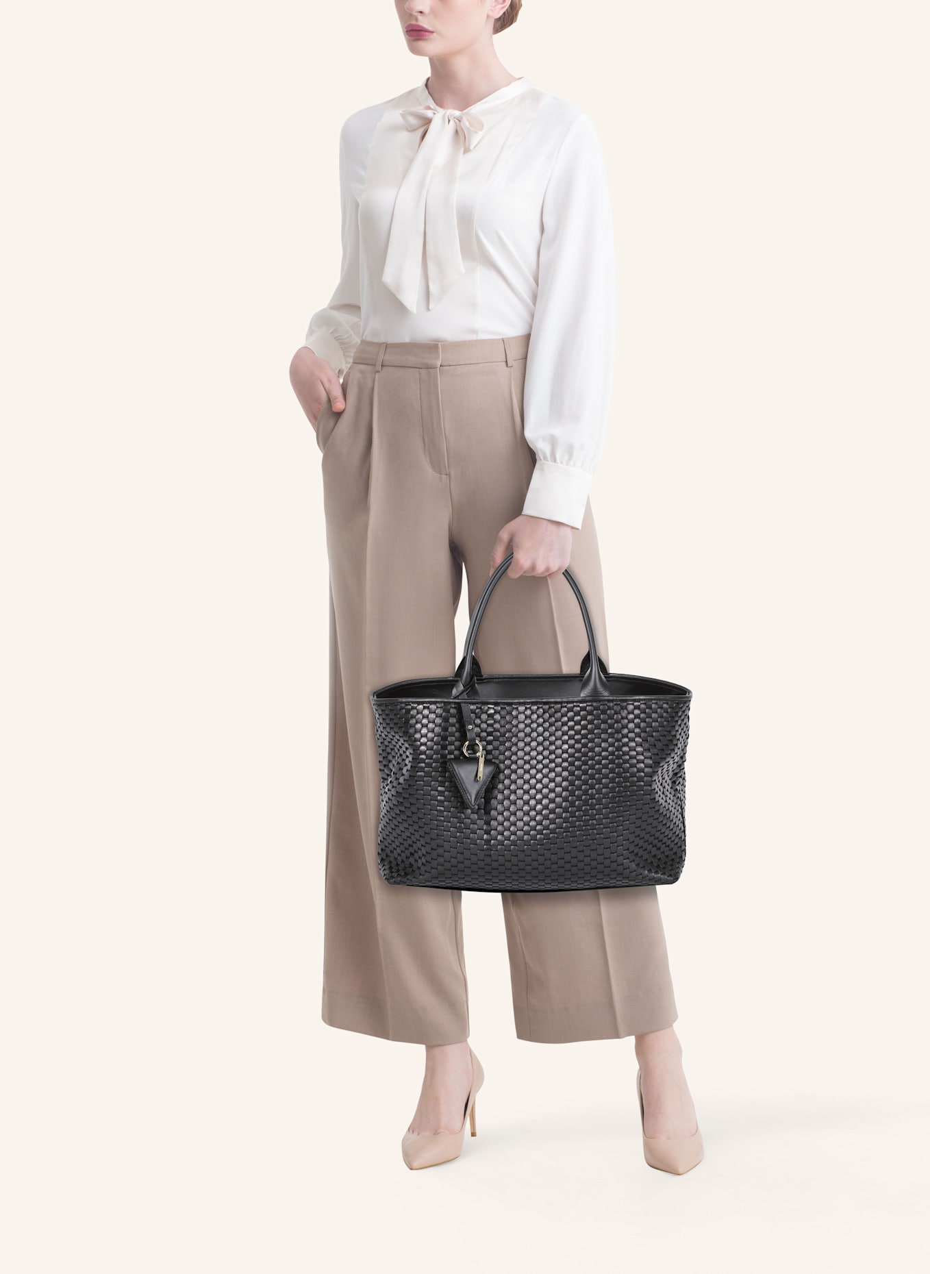 Parise '60' Tote Bag (Medium): BLACK