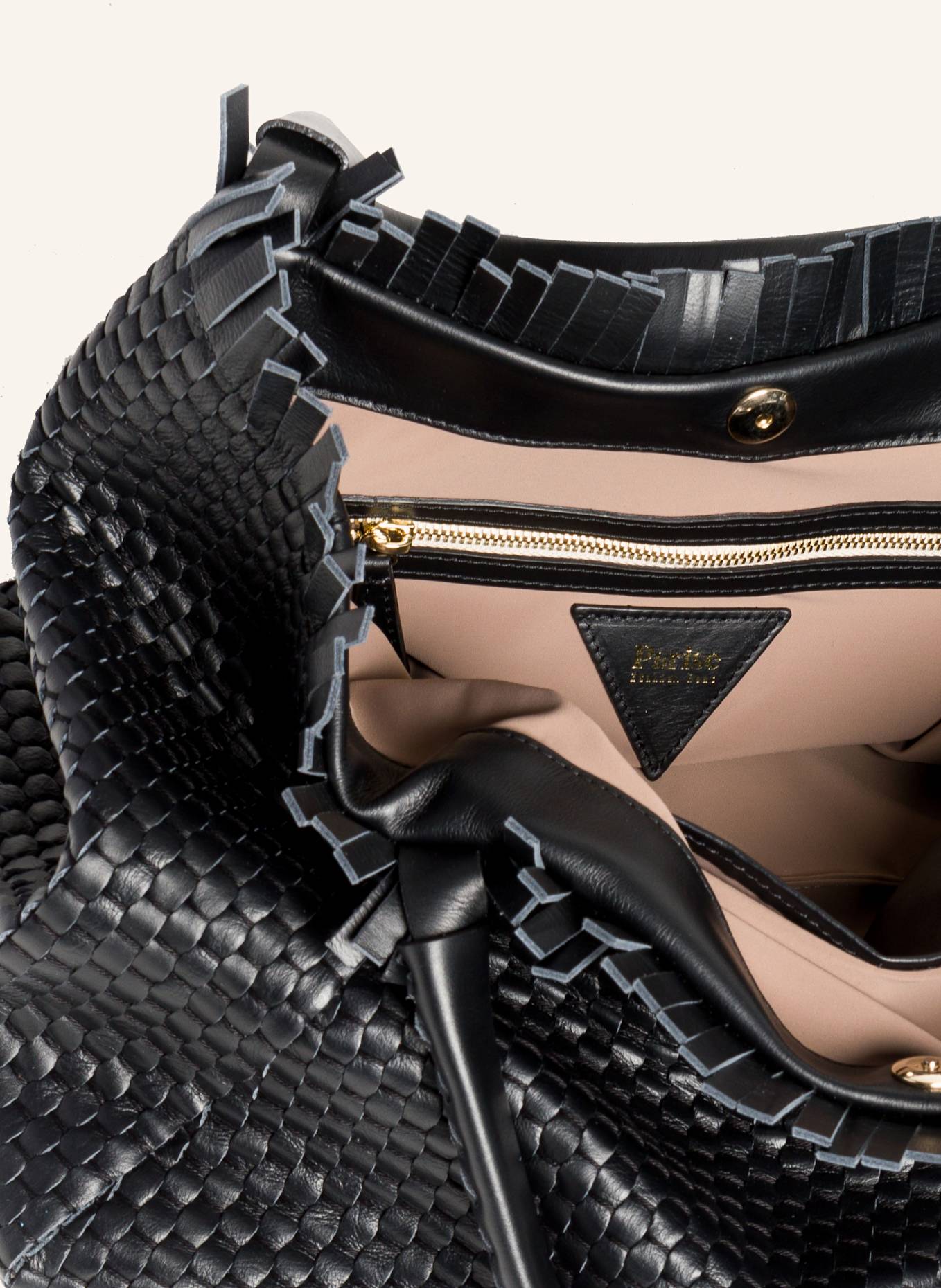 Parise Handtasche '09' MEDIUM: SCHWARZ