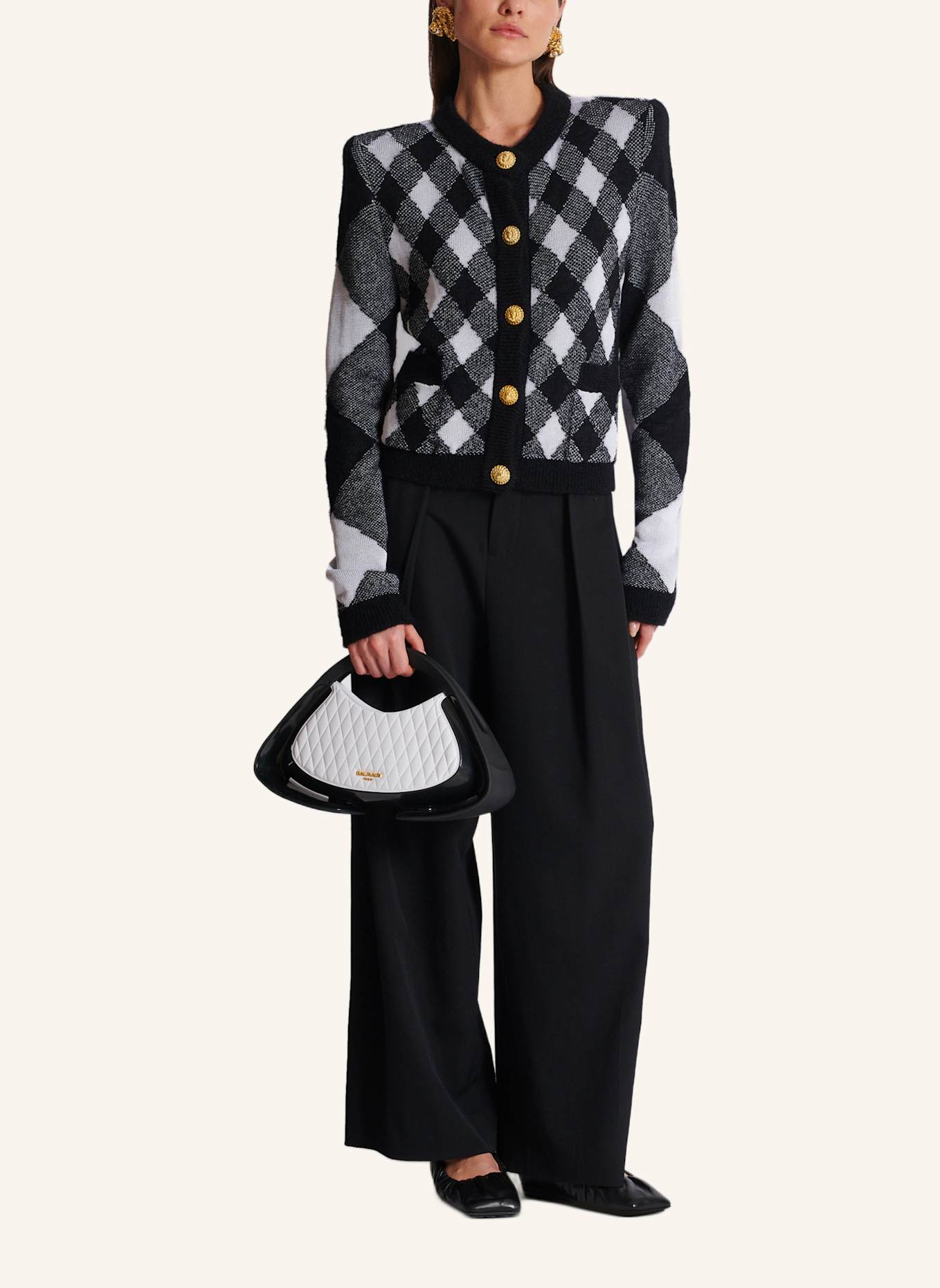 BALMAIN Mittelgroße zweifarbige gesteppte Tasche Jolie Madame: WEISS