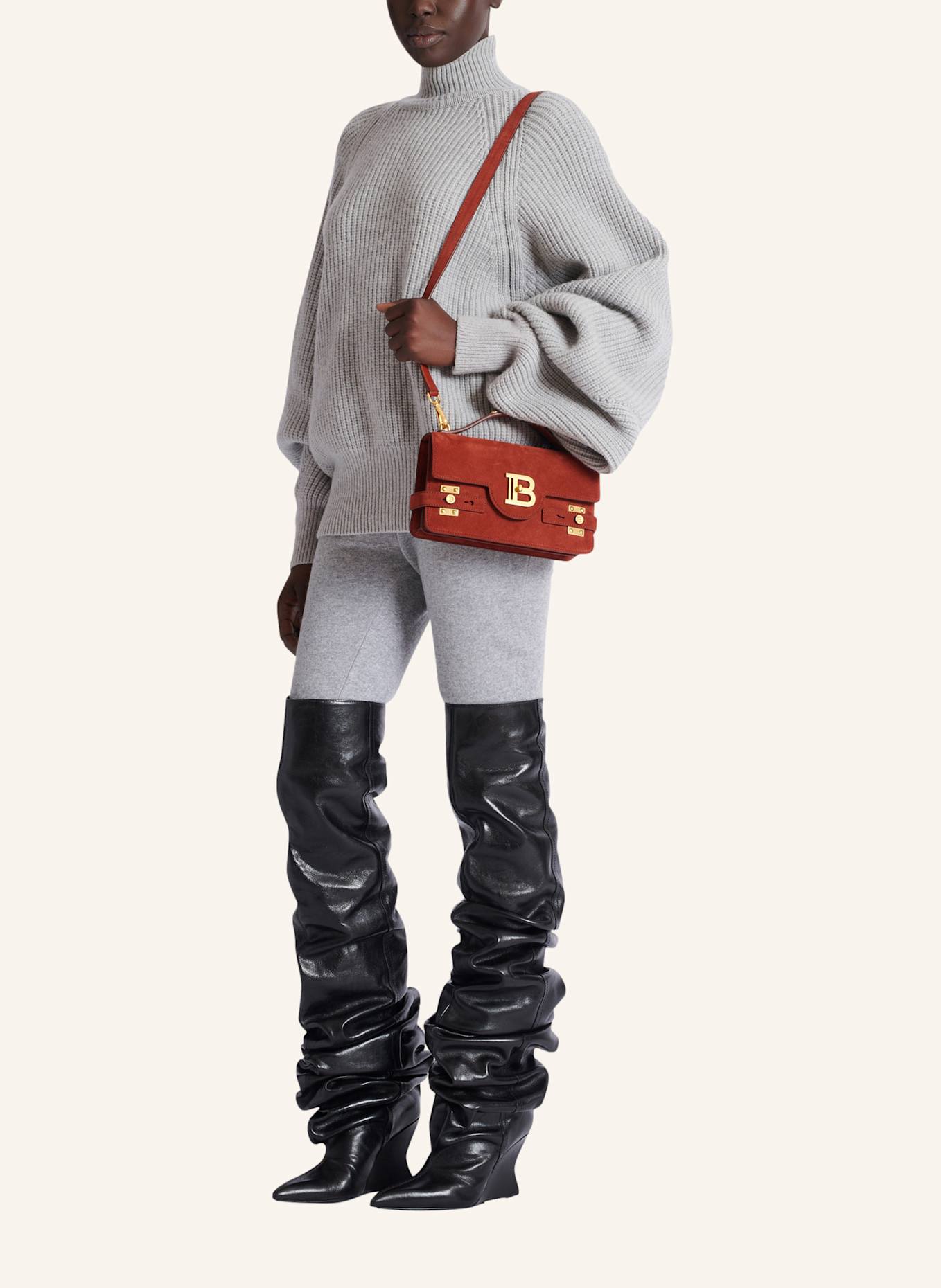 BALMAIN Schultertasche B-Buzz 24 aus Wildleder: ROT