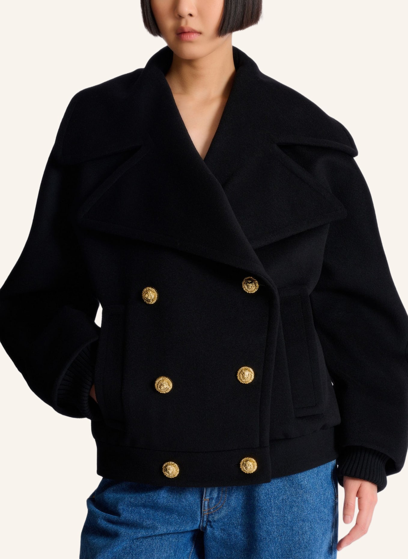 BALMAIN Kurzmantel mit vier Knöpfen aus Wolle: SCHWARZ